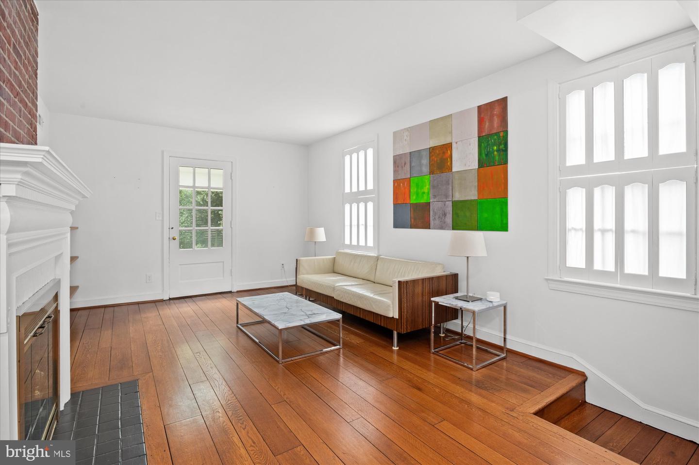 5018 V ST NW, WASHINGTON, District Of Columbia 20007, 4 Bedrooms Bedrooms, ,3 BathroomsBathrooms,Residential,For sale,5018 V ST NW,DCDC2226614 MLS # DCDC2226614
