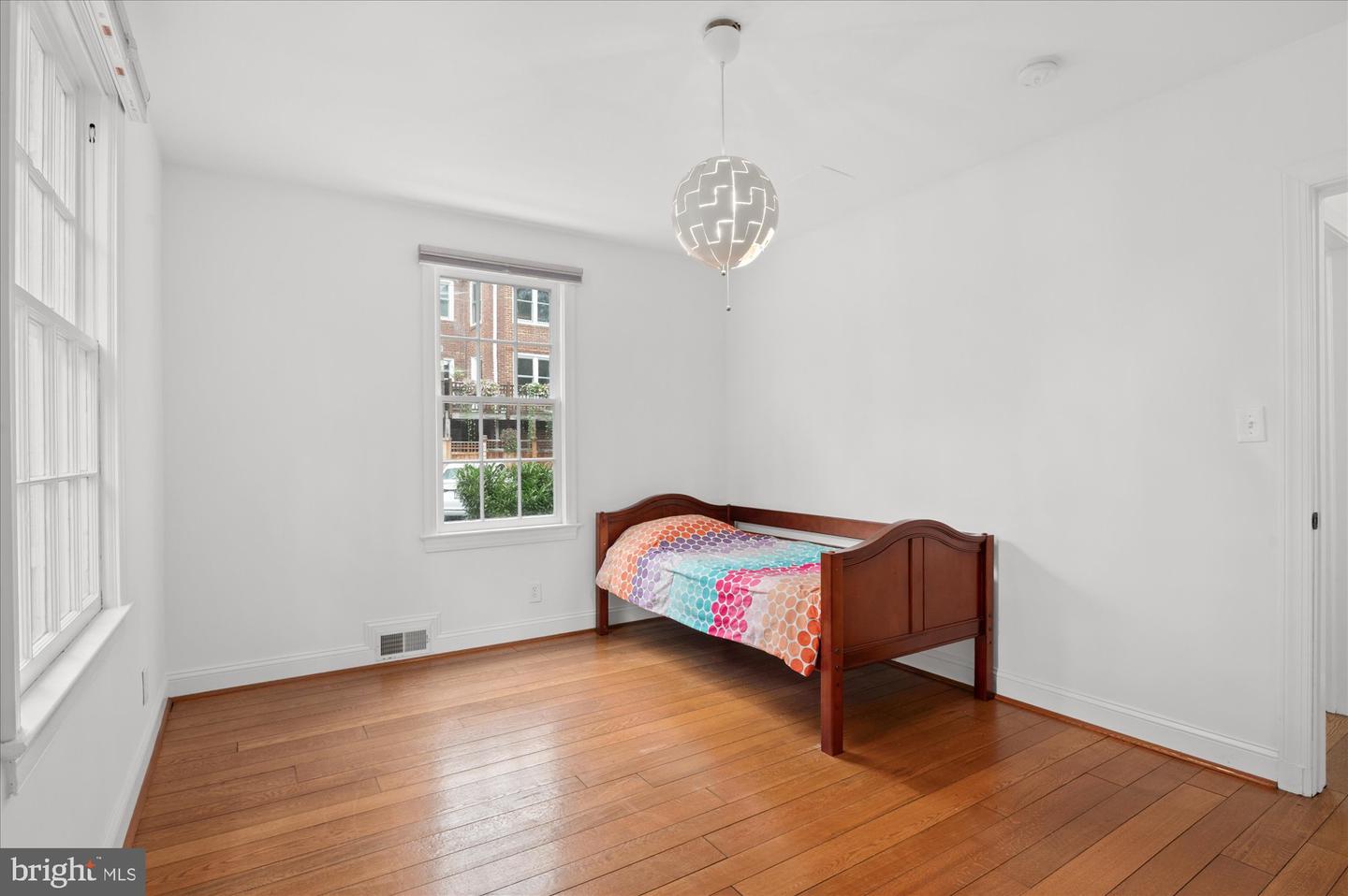 5018 V ST NW, WASHINGTON, District Of Columbia 20007, 4 Bedrooms Bedrooms, ,3 BathroomsBathrooms,Residential,For sale,5018 V ST NW,DCDC2226614 MLS # DCDC2226614