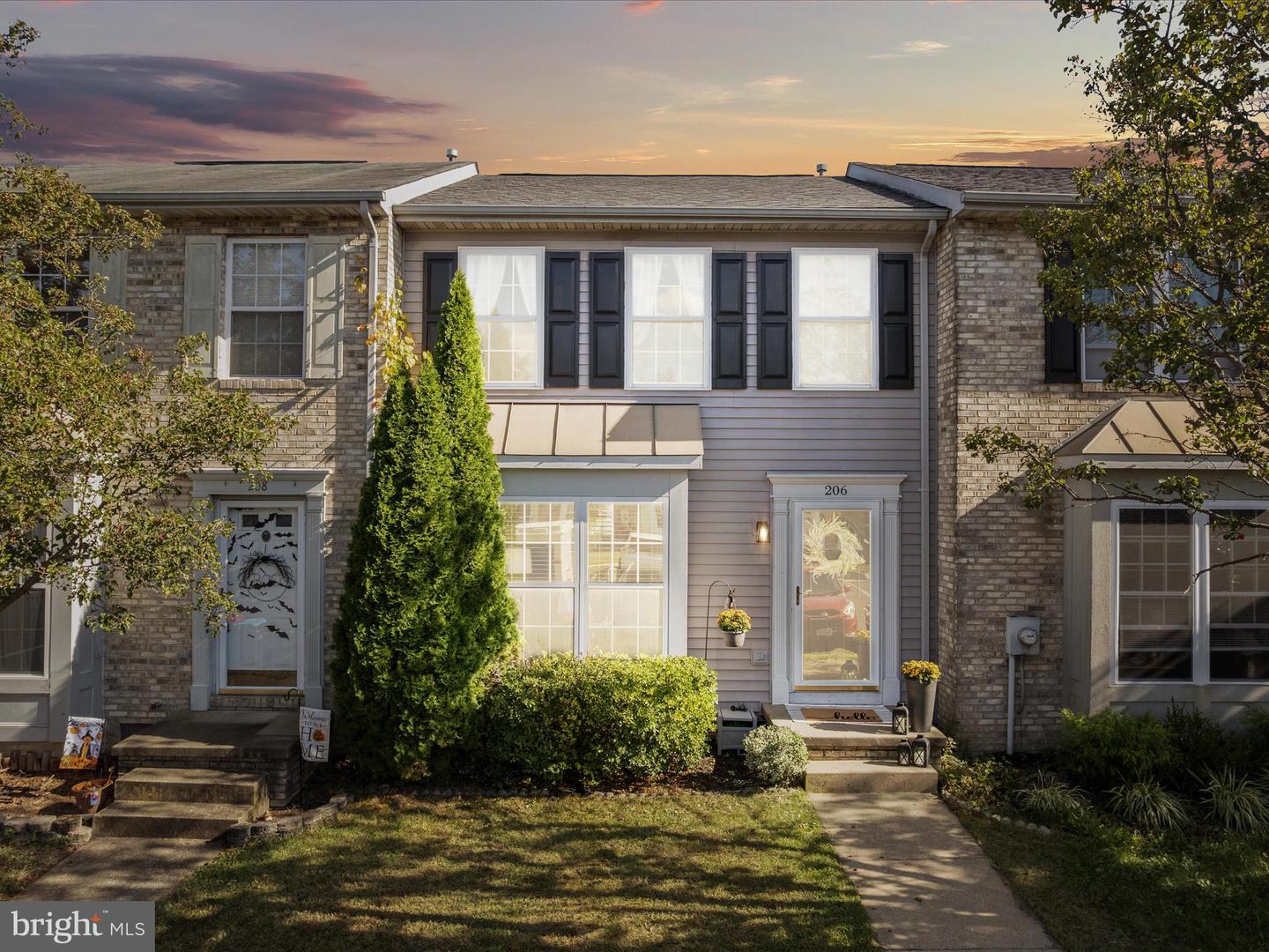 206 BARRINGTON LN, WINCHESTER, Virginia 22601, 2 Bedrooms Bedrooms, ,2 BathroomsBathrooms,Residential,For sale,206 BARRINGTON LN,VAFV2037340 MLS # VAFV2037340