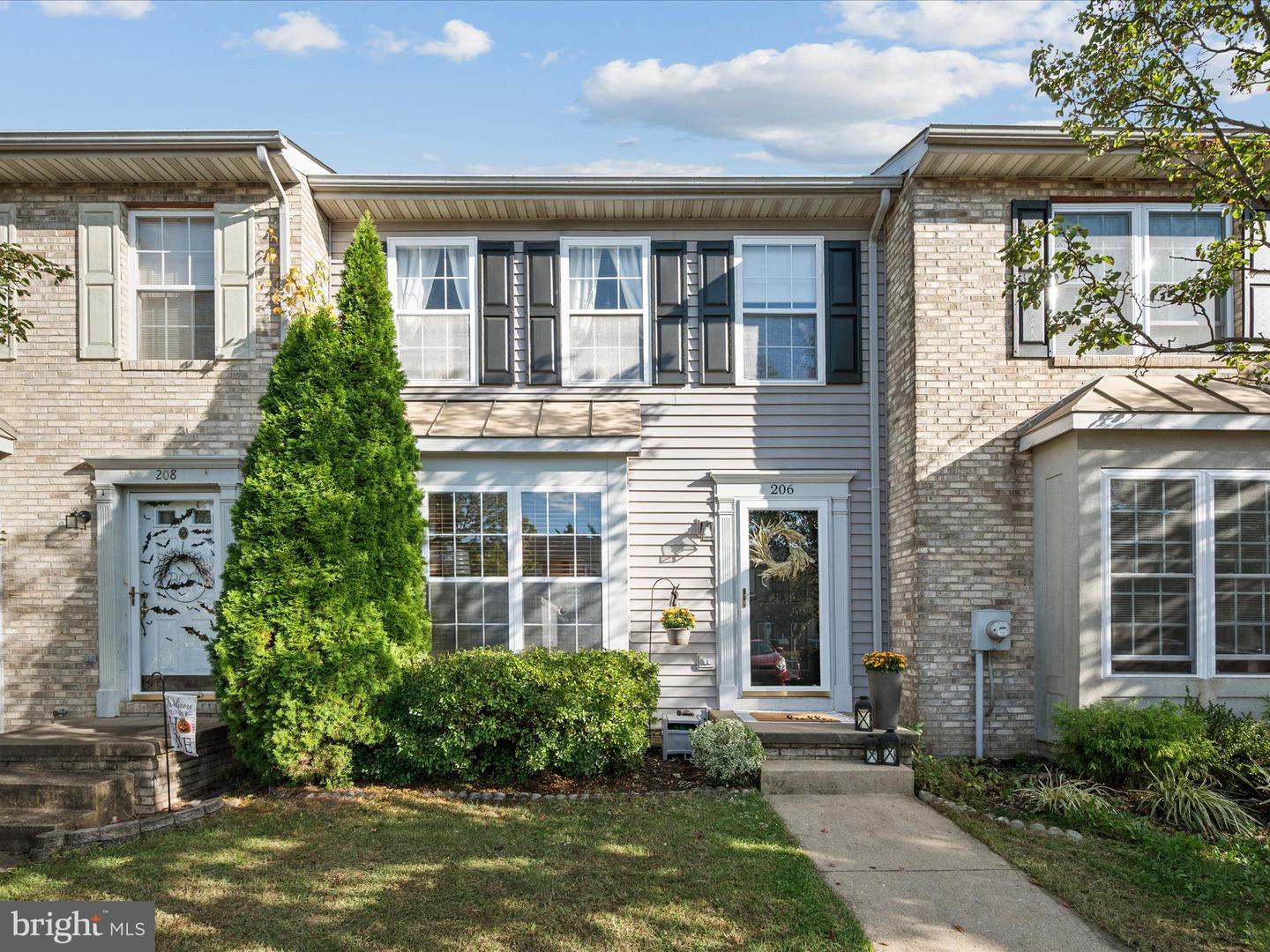 206 BARRINGTON LN, WINCHESTER, Virginia 22601, 2 Bedrooms Bedrooms, ,2 BathroomsBathrooms,Residential,For sale,206 BARRINGTON LN,VAFV2037340 MLS # VAFV2037340