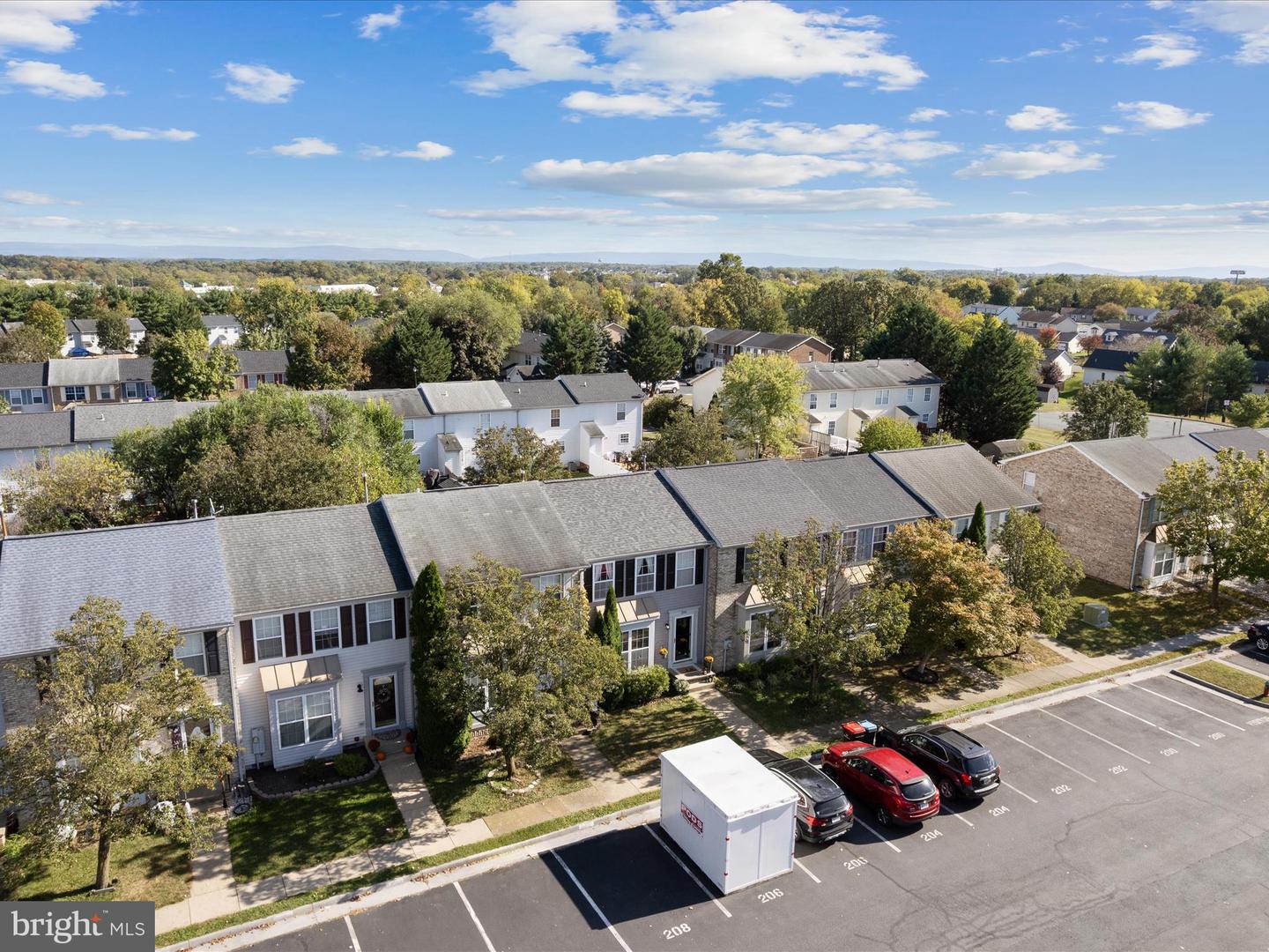 206 BARRINGTON LN, WINCHESTER, Virginia 22601, 2 Bedrooms Bedrooms, ,2 BathroomsBathrooms,Residential,For sale,206 BARRINGTON LN,VAFV2037340 MLS # VAFV2037340