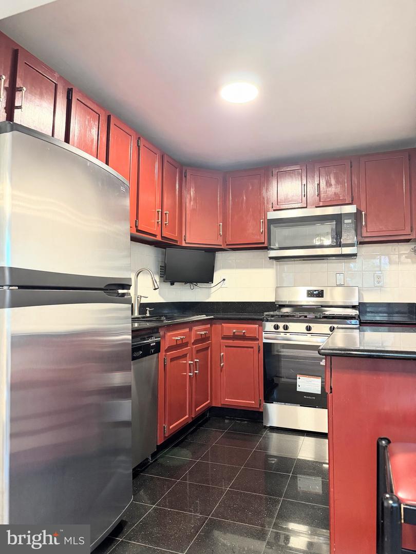 6137 LEESBURG PIKE #509, FALLS CHURCH, Virginia 22041, 1 Bedroom Bedrooms, ,1 BathroomBathrooms,Residential,For sale,6137 LEESBURG PIKE #509,VAFX2274004 MLS # VAFX2274004