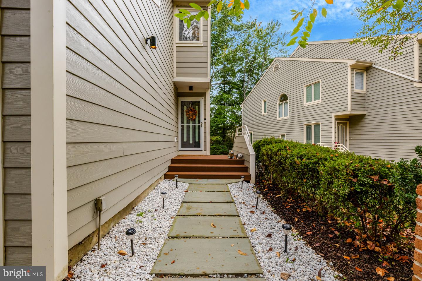 11110 LAKESPRAY WAY, RESTON, Virginia 20191, 3 Bedrooms Bedrooms, 12 Rooms Rooms,3 BathroomsBathrooms,Residential,For sale,11110 LAKESPRAY WAY,VAFX2274006 MLS # VAFX2274006
