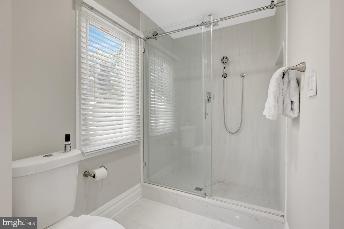 11110 LAKESPRAY WAY, RESTON, Virginia 20191, 3 Bedrooms Bedrooms, 12 Rooms Rooms,3 BathroomsBathrooms,Residential,For sale,11110 LAKESPRAY WAY,VAFX2274006 MLS # VAFX2274006