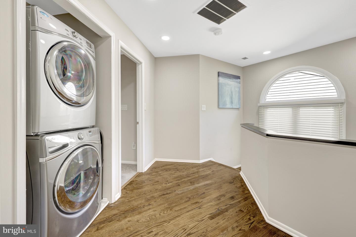11110 LAKESPRAY WAY, RESTON, Virginia 20191, 3 Bedrooms Bedrooms, 12 Rooms Rooms,3 BathroomsBathrooms,Residential,For sale,11110 LAKESPRAY WAY,VAFX2274006 MLS # VAFX2274006