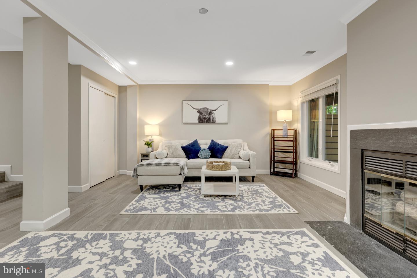 11110 LAKESPRAY WAY, RESTON, Virginia 20191, 3 Bedrooms Bedrooms, 12 Rooms Rooms,3 BathroomsBathrooms,Residential,For sale,11110 LAKESPRAY WAY,VAFX2274006 MLS # VAFX2274006