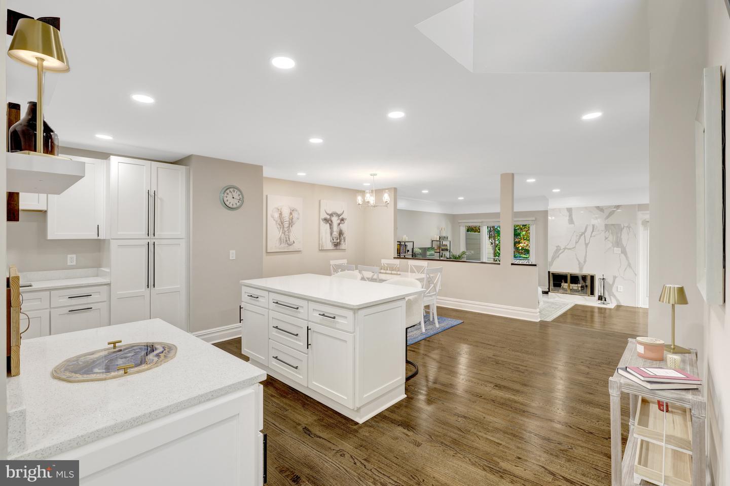 11110 LAKESPRAY WAY, RESTON, Virginia 20191, 3 Bedrooms Bedrooms, 12 Rooms Rooms,3 BathroomsBathrooms,Residential,For sale,11110 LAKESPRAY WAY,VAFX2274006 MLS # VAFX2274006