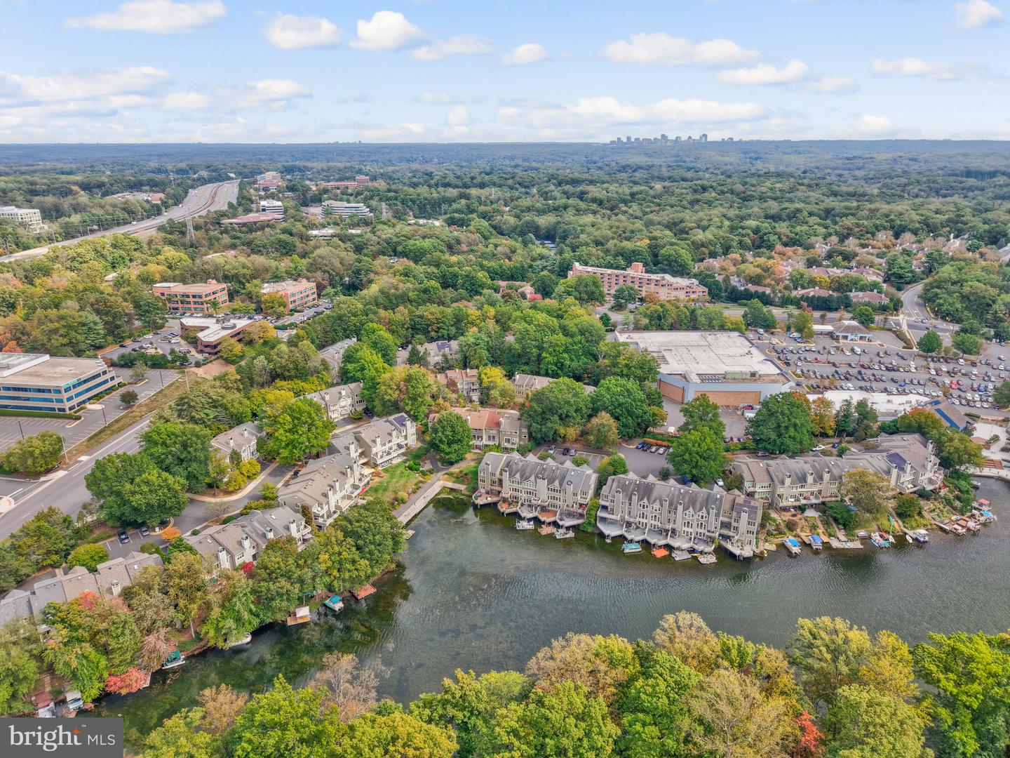 11110 LAKESPRAY WAY, RESTON, Virginia 20191, 3 Bedrooms Bedrooms, 12 Rooms Rooms,3 BathroomsBathrooms,Residential,For sale,11110 LAKESPRAY WAY,VAFX2274006 MLS # VAFX2274006