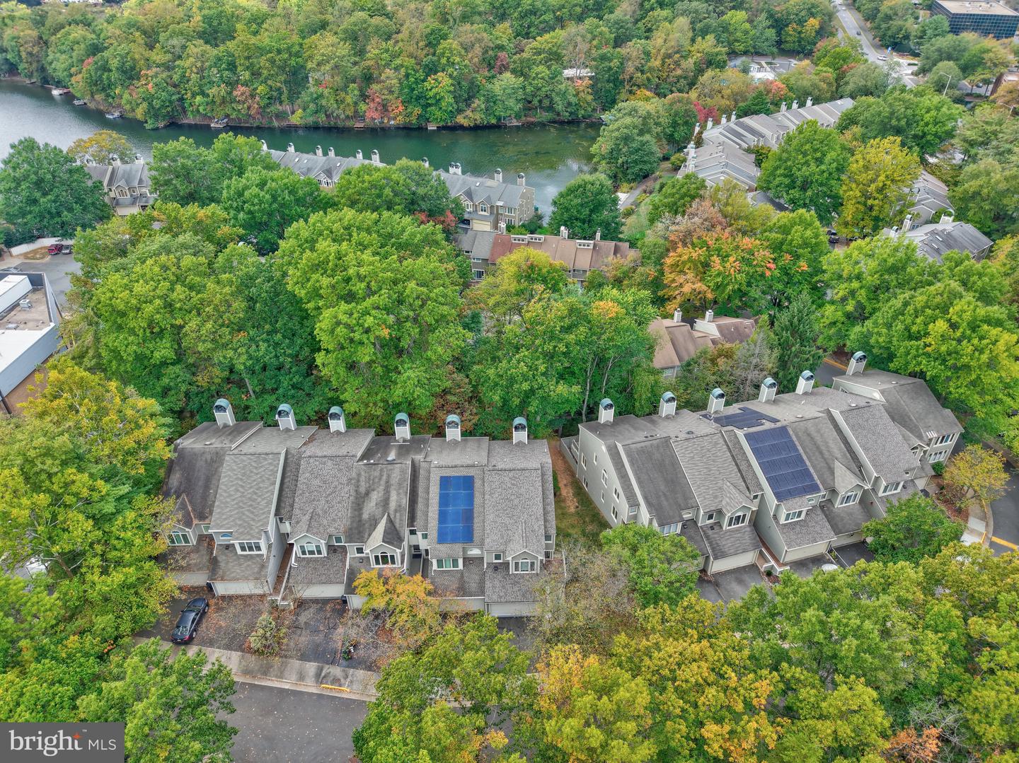 11110 LAKESPRAY WAY, RESTON, Virginia 20191, 3 Bedrooms Bedrooms, 12 Rooms Rooms,3 BathroomsBathrooms,Residential,For sale,11110 LAKESPRAY WAY,VAFX2274006 MLS # VAFX2274006