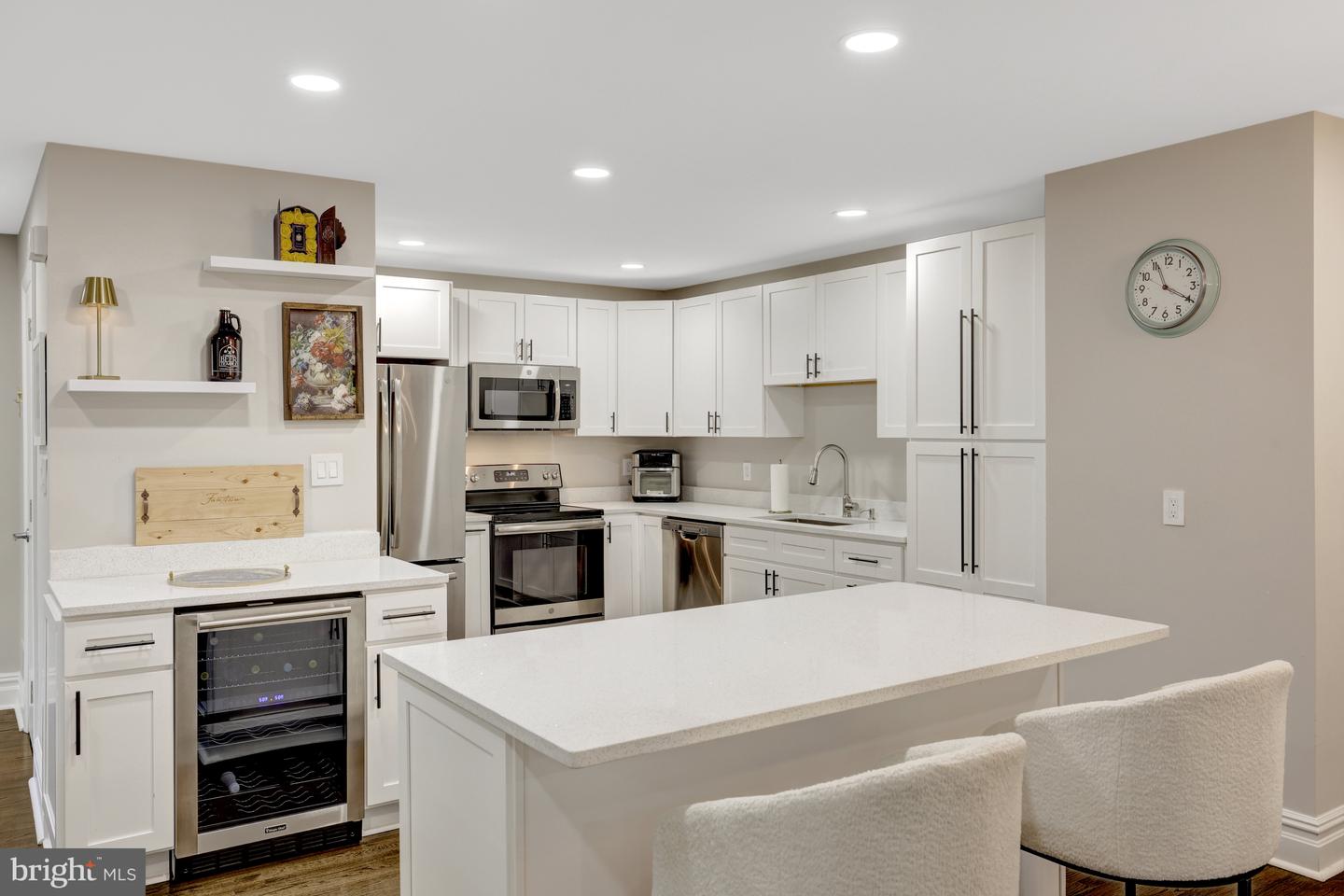 11110 LAKESPRAY WAY, RESTON, Virginia 20191, 3 Bedrooms Bedrooms, 12 Rooms Rooms,3 BathroomsBathrooms,Residential,For sale,11110 LAKESPRAY WAY,VAFX2274006 MLS # VAFX2274006