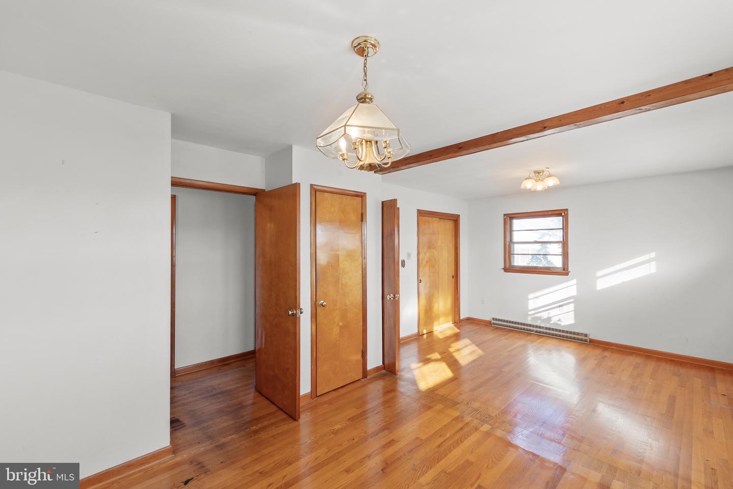 2294 FRONT ROYAL, WINCHESTER, Virginia 22602, 3 Bedrooms Bedrooms, 7 Rooms Rooms,1 BathroomBathrooms,Residential,For sale,2294 FRONT ROYAL,VAFV2037346 MLS # VAFV2037346