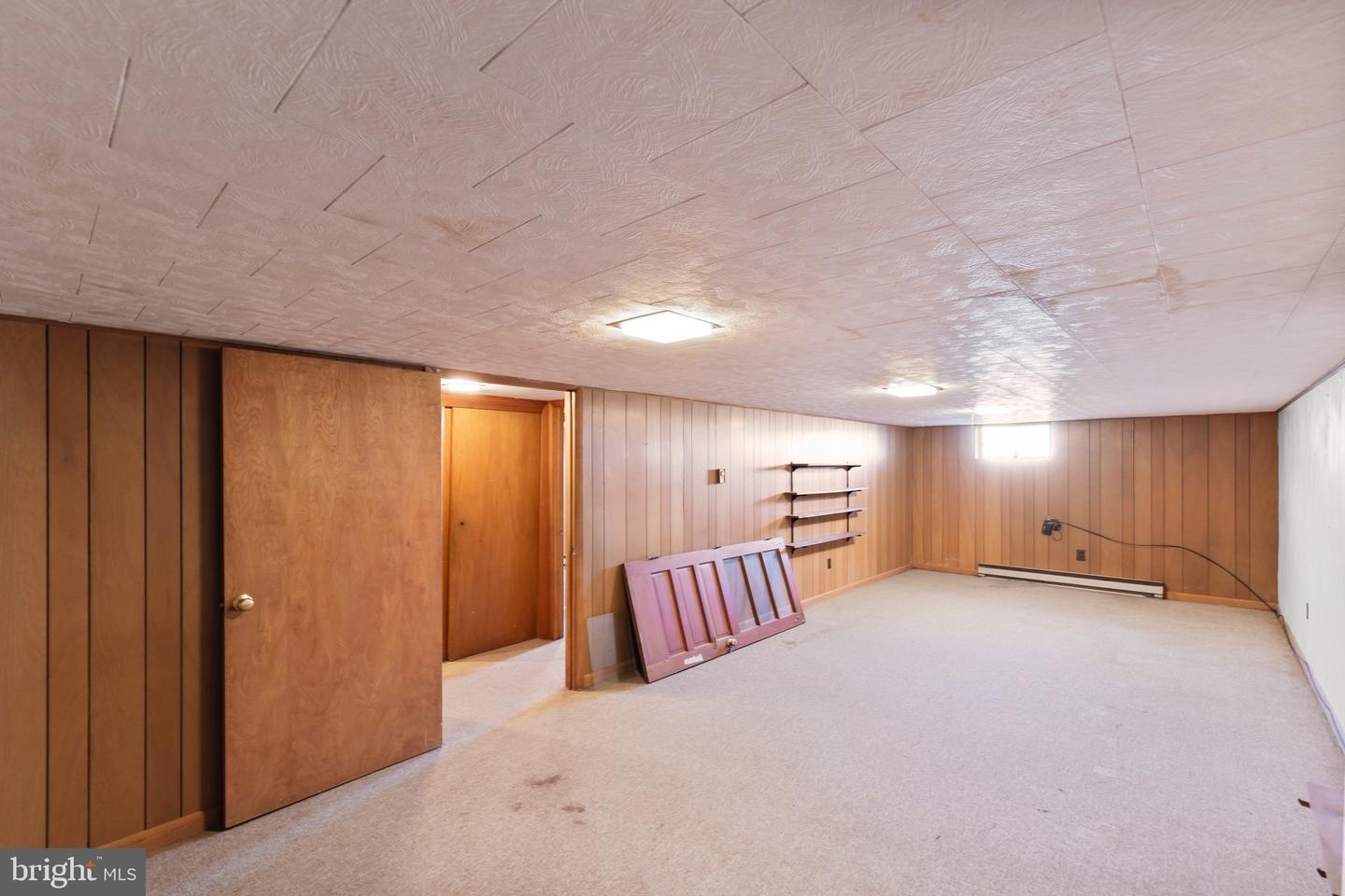 2294 FRONT ROYAL, WINCHESTER, Virginia 22602, 3 Bedrooms Bedrooms, 7 Rooms Rooms,1 BathroomBathrooms,Residential,For sale,2294 FRONT ROYAL,VAFV2037346 MLS # VAFV2037346