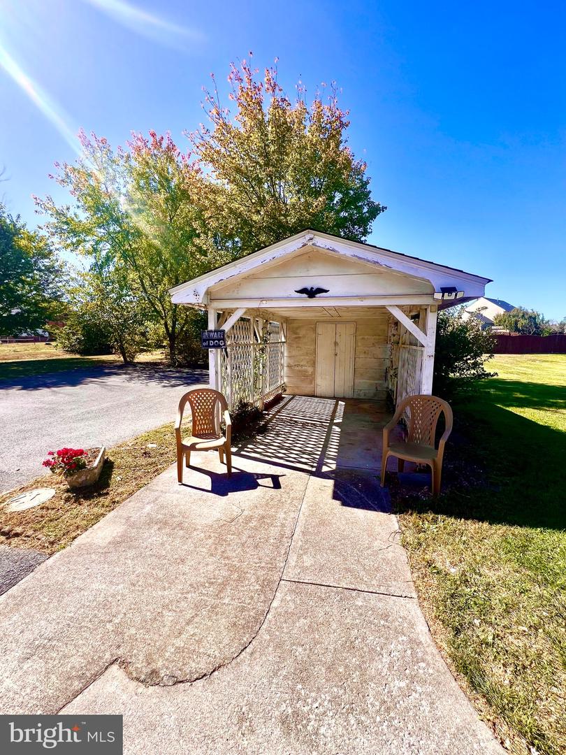 2294 FRONT ROYAL, WINCHESTER, Virginia 22602, 3 Bedrooms Bedrooms, 7 Rooms Rooms,1 BathroomBathrooms,Residential,For sale,2294 FRONT ROYAL,VAFV2037346 MLS # VAFV2037346