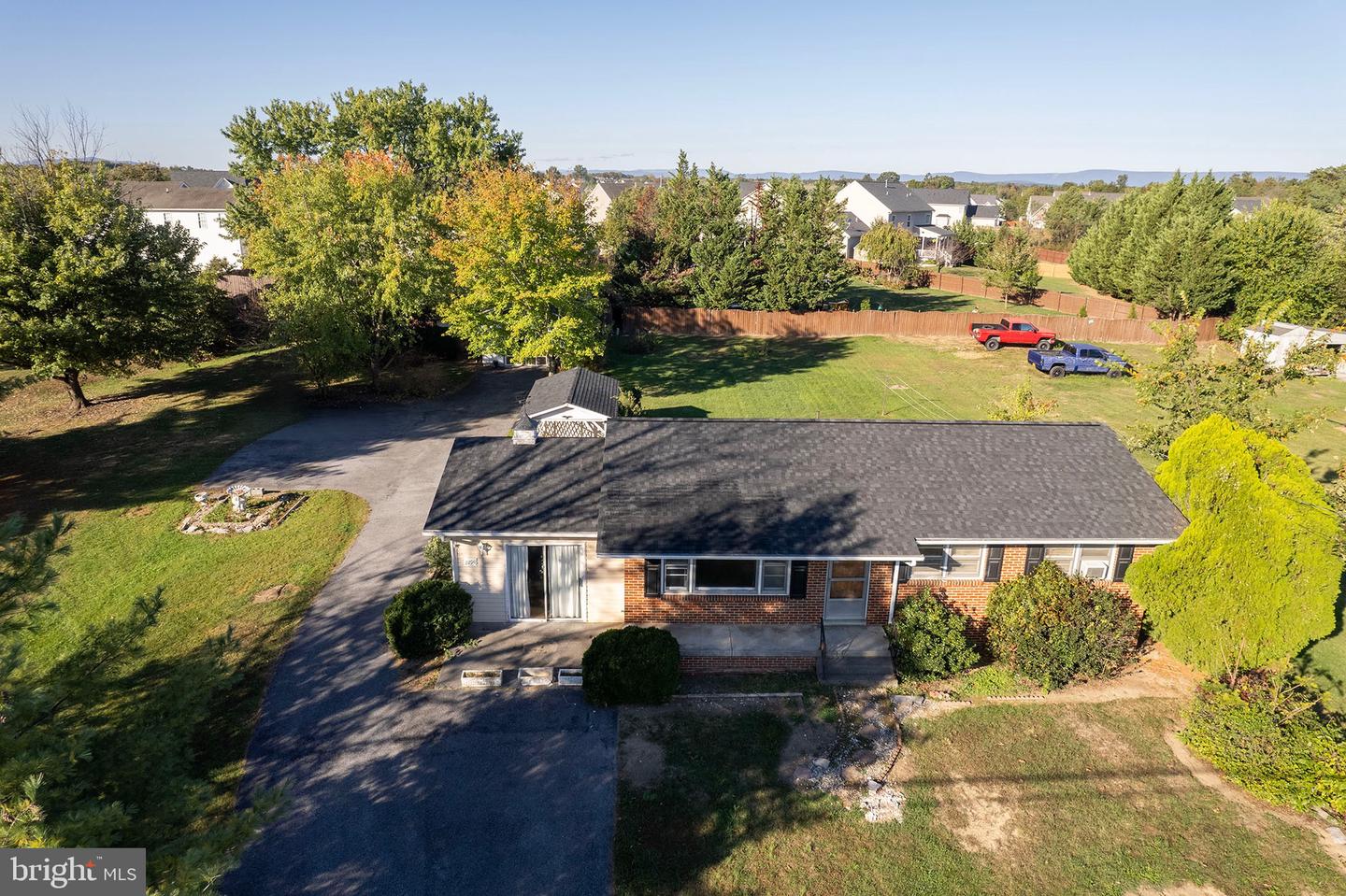 2294 FRONT ROYAL, WINCHESTER, Virginia 22602, 3 Bedrooms Bedrooms, 7 Rooms Rooms,1 BathroomBathrooms,Residential,For sale,2294 FRONT ROYAL,VAFV2037346 MLS # VAFV2037346