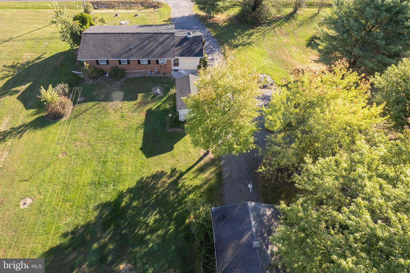 2294 FRONT ROYAL, WINCHESTER, Virginia 22602, 3 Bedrooms Bedrooms, 7 Rooms Rooms,1 BathroomBathrooms,Residential,For sale,2294 FRONT ROYAL,VAFV2037346 MLS # VAFV2037346