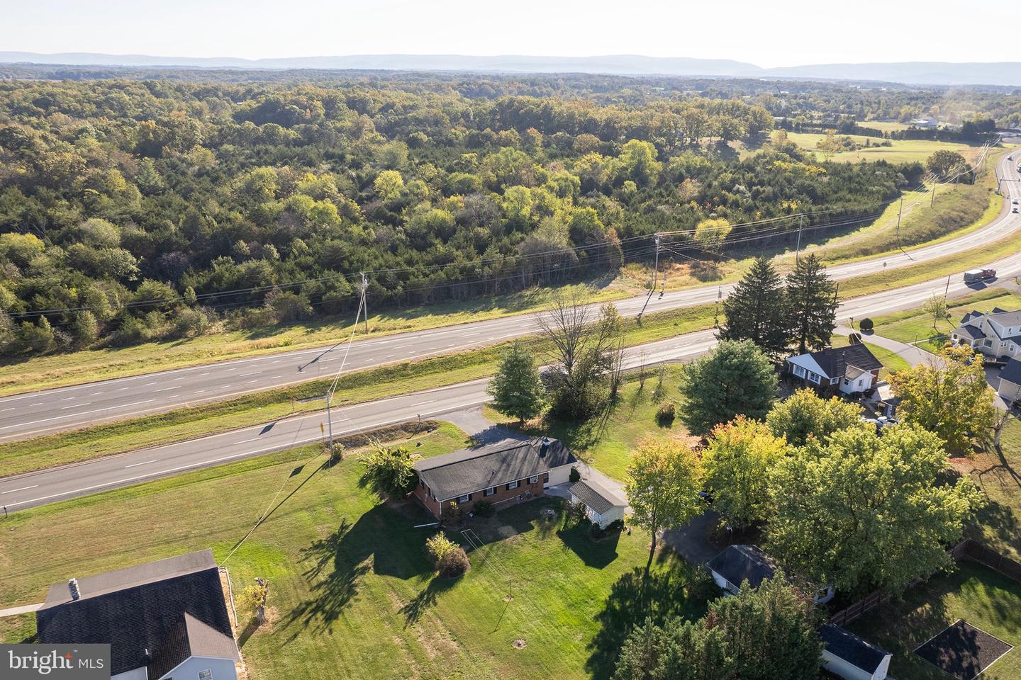 2294 FRONT ROYAL, WINCHESTER, Virginia 22602, 3 Bedrooms Bedrooms, 7 Rooms Rooms,1 BathroomBathrooms,Residential,For sale,2294 FRONT ROYAL,VAFV2037346 MLS # VAFV2037346