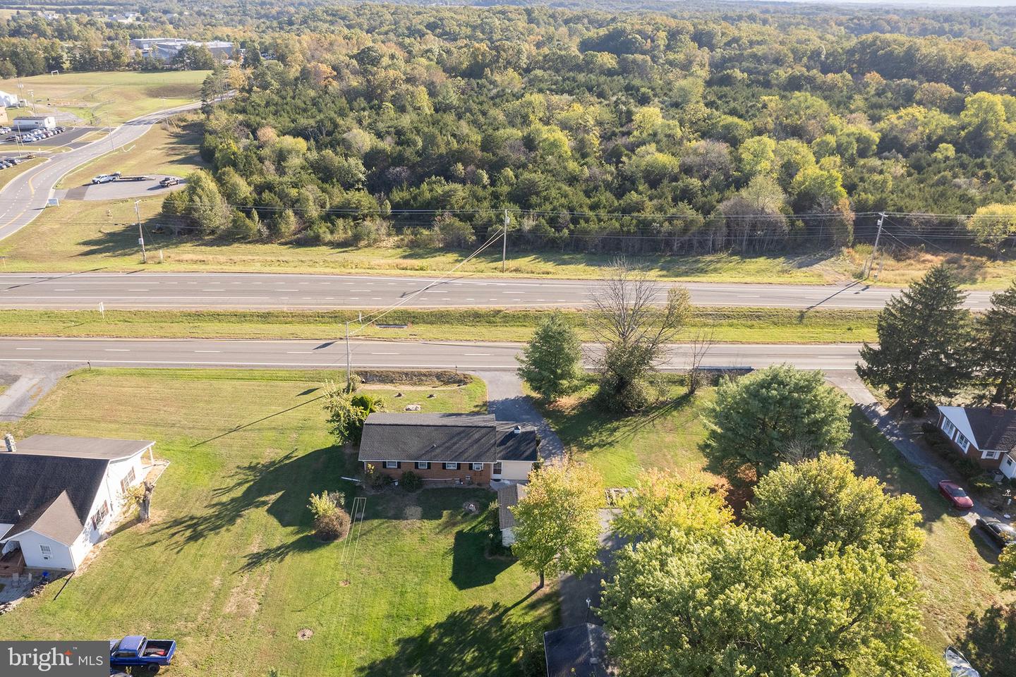 2294 FRONT ROYAL, WINCHESTER, Virginia 22602, 3 Bedrooms Bedrooms, 7 Rooms Rooms,1 BathroomBathrooms,Residential,For sale,2294 FRONT ROYAL,VAFV2037346 MLS # VAFV2037346