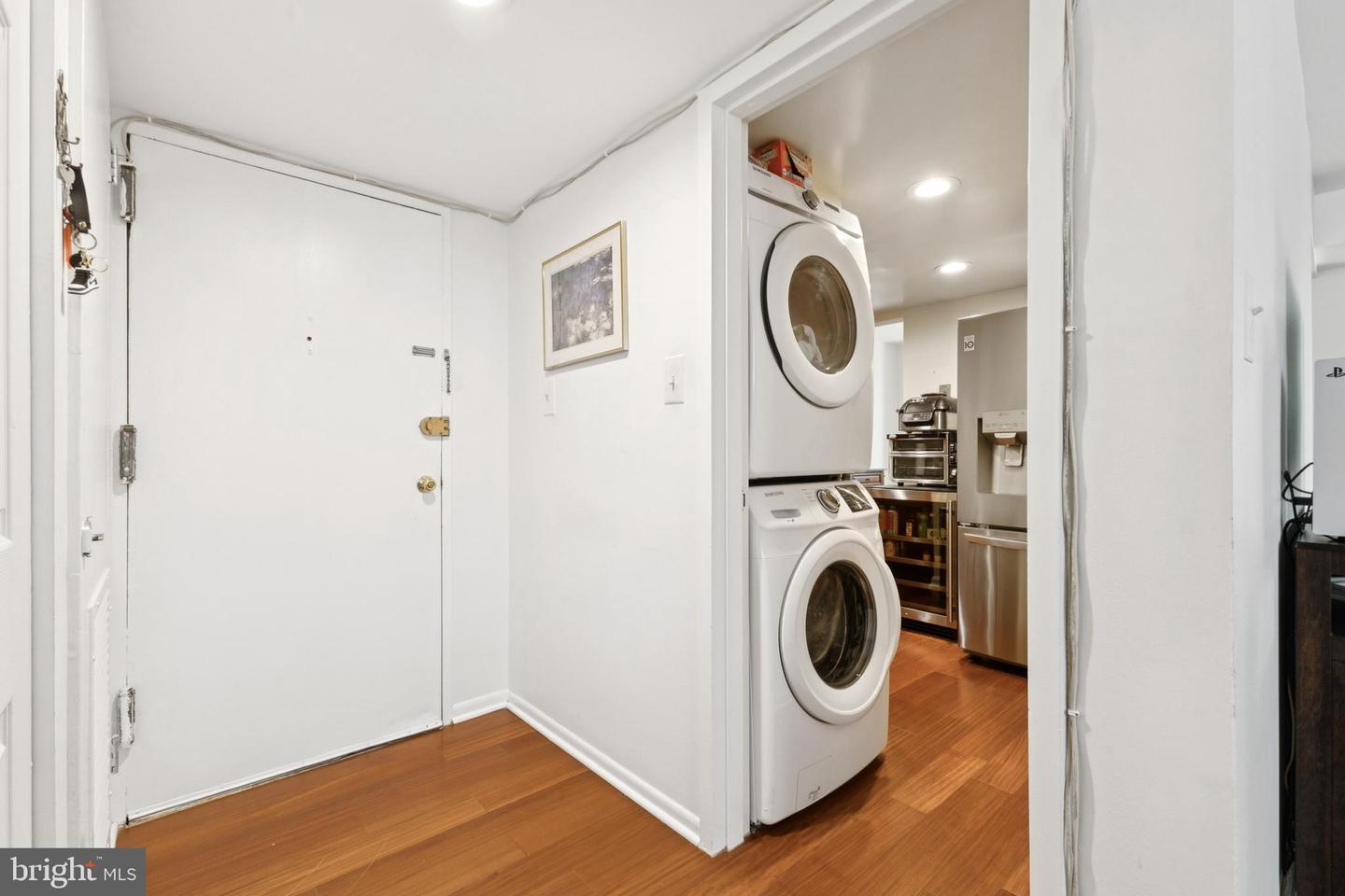 1413 NORTHGATE SQ #13/12B, RESTON, Virginia 20190, 2 Bedrooms Bedrooms, ,2 BathroomsBathrooms,Residential,For sale,1413 NORTHGATE SQ #13/12B,VAFX2274112 MLS # VAFX2274112 1413 NORTHGATE SQ #13/12B, RESTON, Virginia 20190, 2 Bedrooms Bedrooms, ,2 BathroomsBathrooms,Residential,For sale,1413 NORTHGATE SQ #13/12B,VAFX2274112 MLS # VAFX2274112