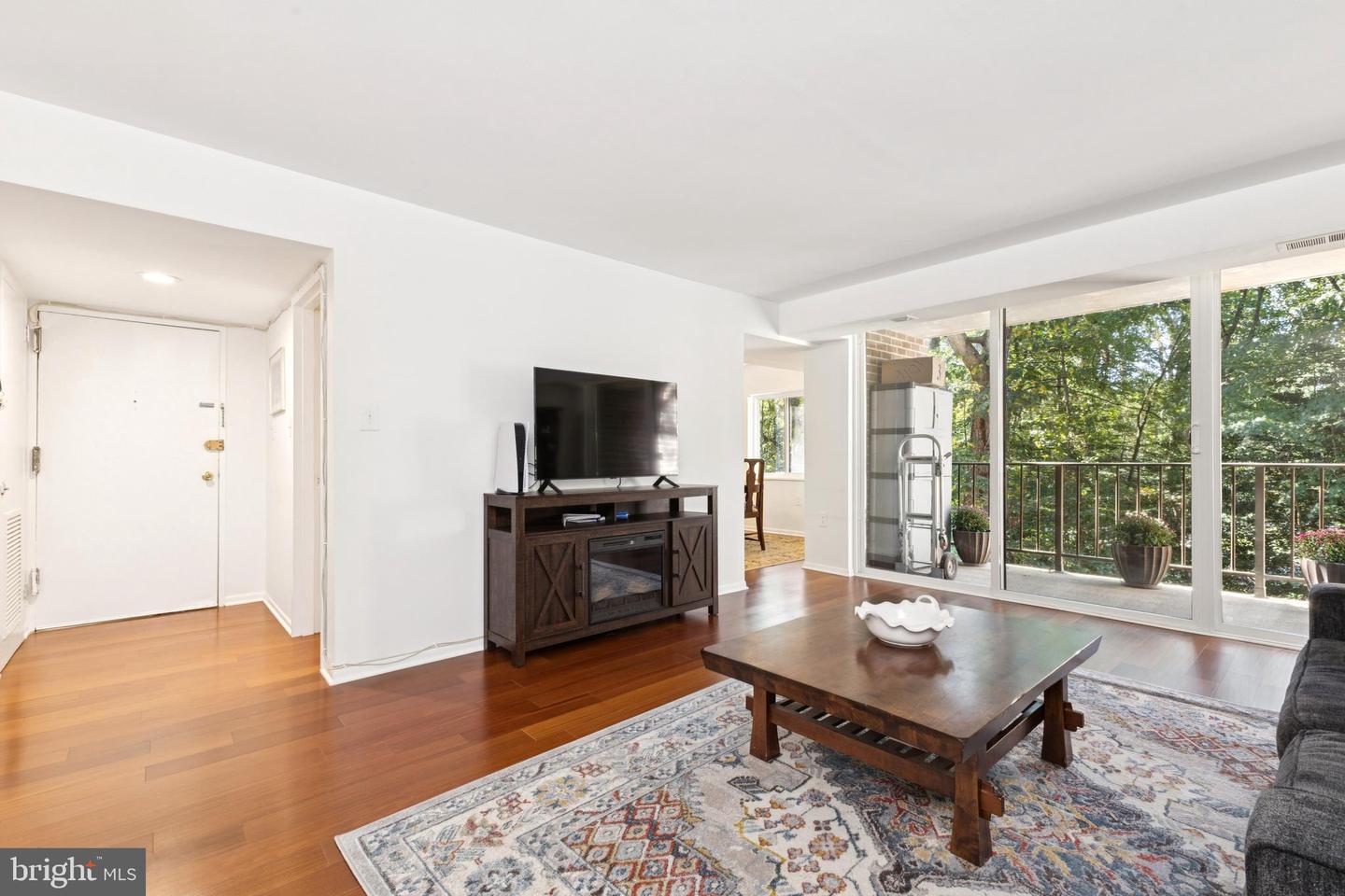 1413 NORTHGATE SQ #13/12B, RESTON, Virginia 20190, 2 Bedrooms Bedrooms, ,2 BathroomsBathrooms,Residential,For sale,1413 NORTHGATE SQ #13/12B,VAFX2274112 MLS # VAFX2274112 1413 NORTHGATE SQ #13/12B, RESTON, Virginia 20190, 2 Bedrooms Bedrooms, ,2 BathroomsBathrooms,Residential,For sale,1413 NORTHGATE SQ #13/12B,VAFX2274112 MLS # VAFX2274112