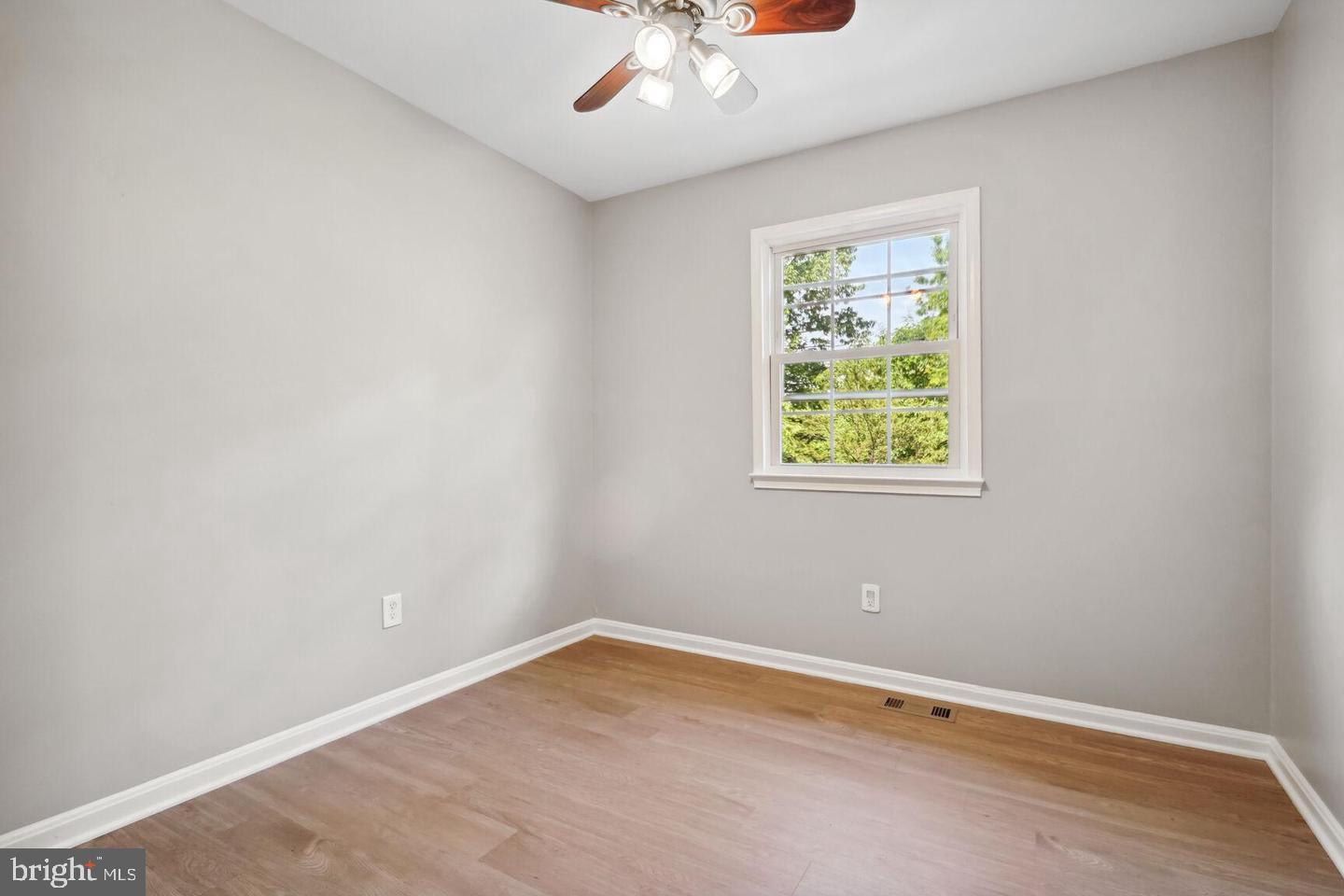 2094 PILGRIM DR, WOODBRIDGE, Virginia 22192, 3 Bedrooms Bedrooms, ,2 BathroomsBathrooms,Residential,For sale,2094 PILGRIM DR,VAPW2105942 MLS # VAPW2105942