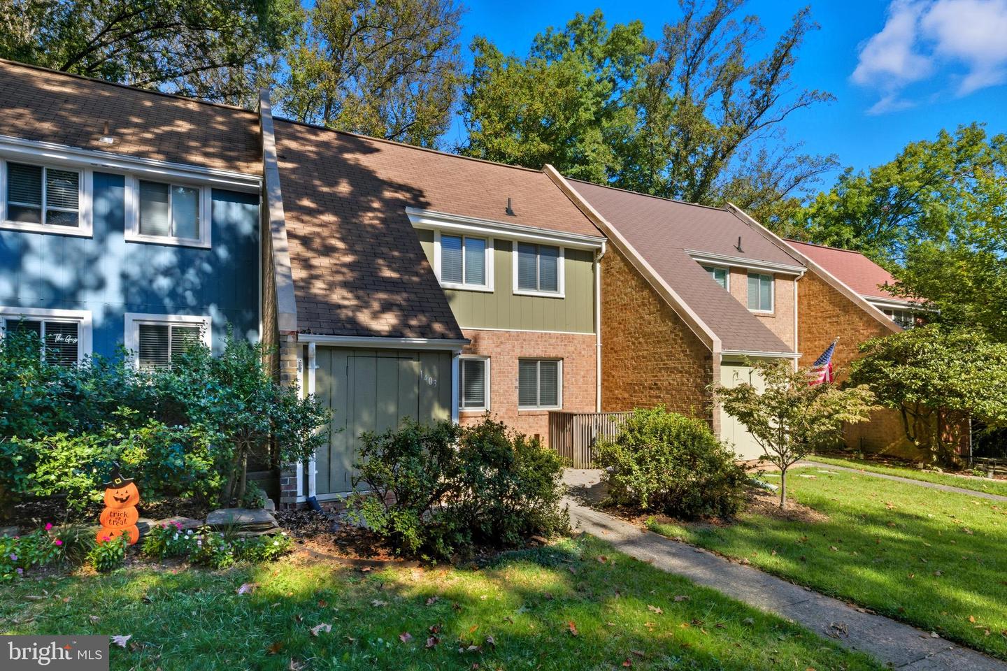 1403 GREENMONT CT, RESTON, Virginia 20190, 3 Bedrooms Bedrooms, ,3 BathroomsBathrooms,Residential,For sale,1403 GREENMONT CT,VAFX2274230 MLS # VAFX2274230 1403 GREENMONT CT, RESTON, Virginia 20190, 3 Bedrooms Bedrooms, ,3 BathroomsBathrooms,Residential,For sale,1403 GREENMONT CT,VAFX2274230 MLS # VAFX2274230