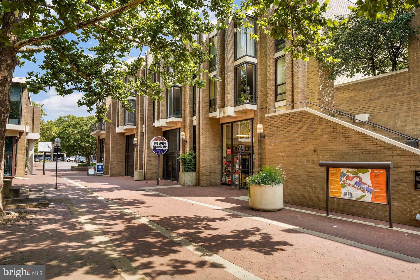 1403 GREENMONT CT, RESTON, Virginia 20190, 3 Bedrooms Bedrooms, ,3 BathroomsBathrooms,Residential,For sale,1403 GREENMONT CT,VAFX2274230 MLS # VAFX2274230 1403 GREENMONT CT, RESTON, Virginia 20190, 3 Bedrooms Bedrooms, ,3 BathroomsBathrooms,Residential,For sale,1403 GREENMONT CT,VAFX2274230 MLS # VAFX2274230