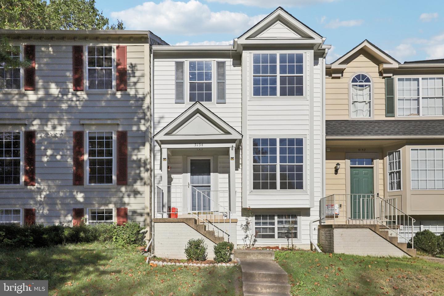 5154 MEETING PL, WOODBRIDGE, Virginia 22193, 4 Bedrooms Bedrooms, ,3 BathroomsBathrooms,Residential,For sale,5154 MEETING PL,VAPW2105974 MLS # VAPW2105974