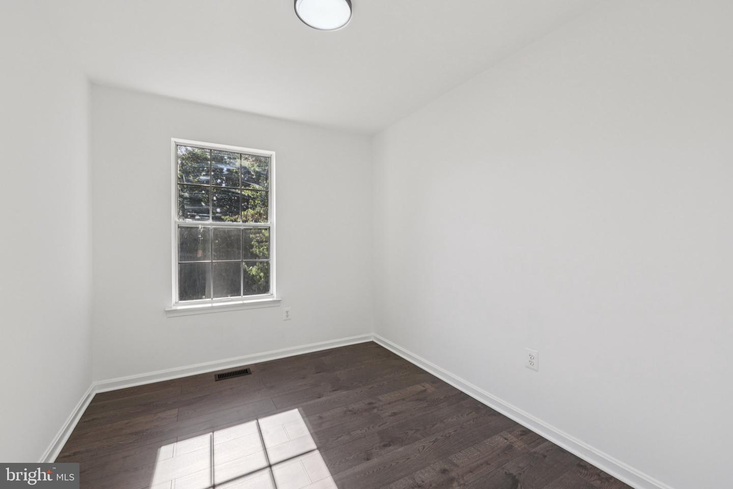 5154 MEETING PL, WOODBRIDGE, Virginia 22193, 4 Bedrooms Bedrooms, ,3 BathroomsBathrooms,Residential,For sale,5154 MEETING PL,VAPW2105974 MLS # VAPW2105974
