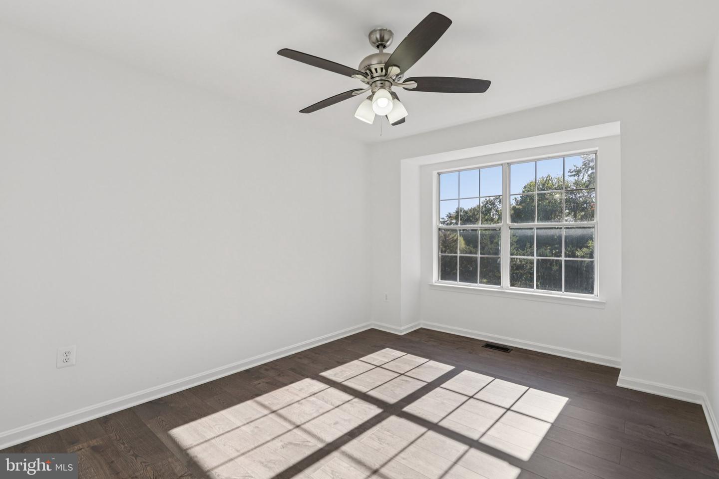 5154 MEETING PL, WOODBRIDGE, Virginia 22193, 4 Bedrooms Bedrooms, ,3 BathroomsBathrooms,Residential,For sale,5154 MEETING PL,VAPW2105974 MLS # VAPW2105974