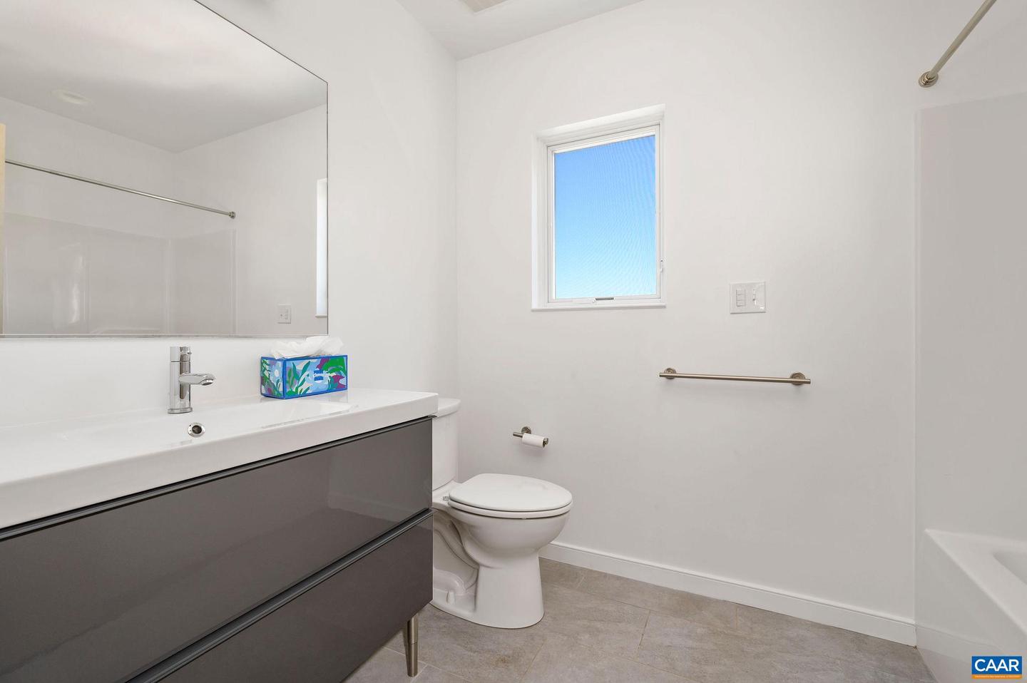1130 E HIGH ST #J, CHARLOTTESVILLE, Virginia 22902, 3 Bedrooms Bedrooms, ,2 BathroomsBathrooms,Residential,For sale,1130 E HIGH ST #J,670001 MLS # 670001