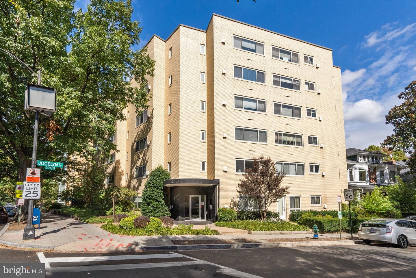 5315 CONNECTICUT AVE NW #607, WASHINGTON, District Of Columbia 20015, 1 Bedroom Bedrooms, ,1 BathroomBathrooms,Residential,For sale,5315 CONNECTICUT AVE NW #607,DCDC2226782 MLS # DCDC2226782