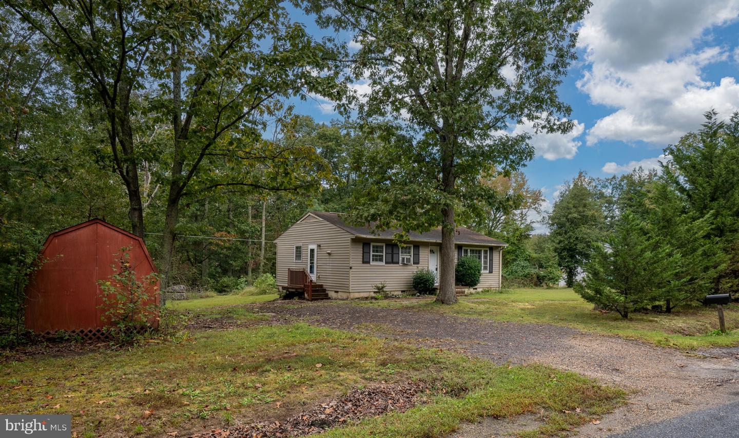 14208 SPRINGFIELD LN, KING GEORGE, Virginia 22485, 3 Bedrooms Bedrooms, ,1 BathroomBathrooms,Residential,For sale,14208 SPRINGFIELD LN,VAKG2007150 MLS # VAKG2007150