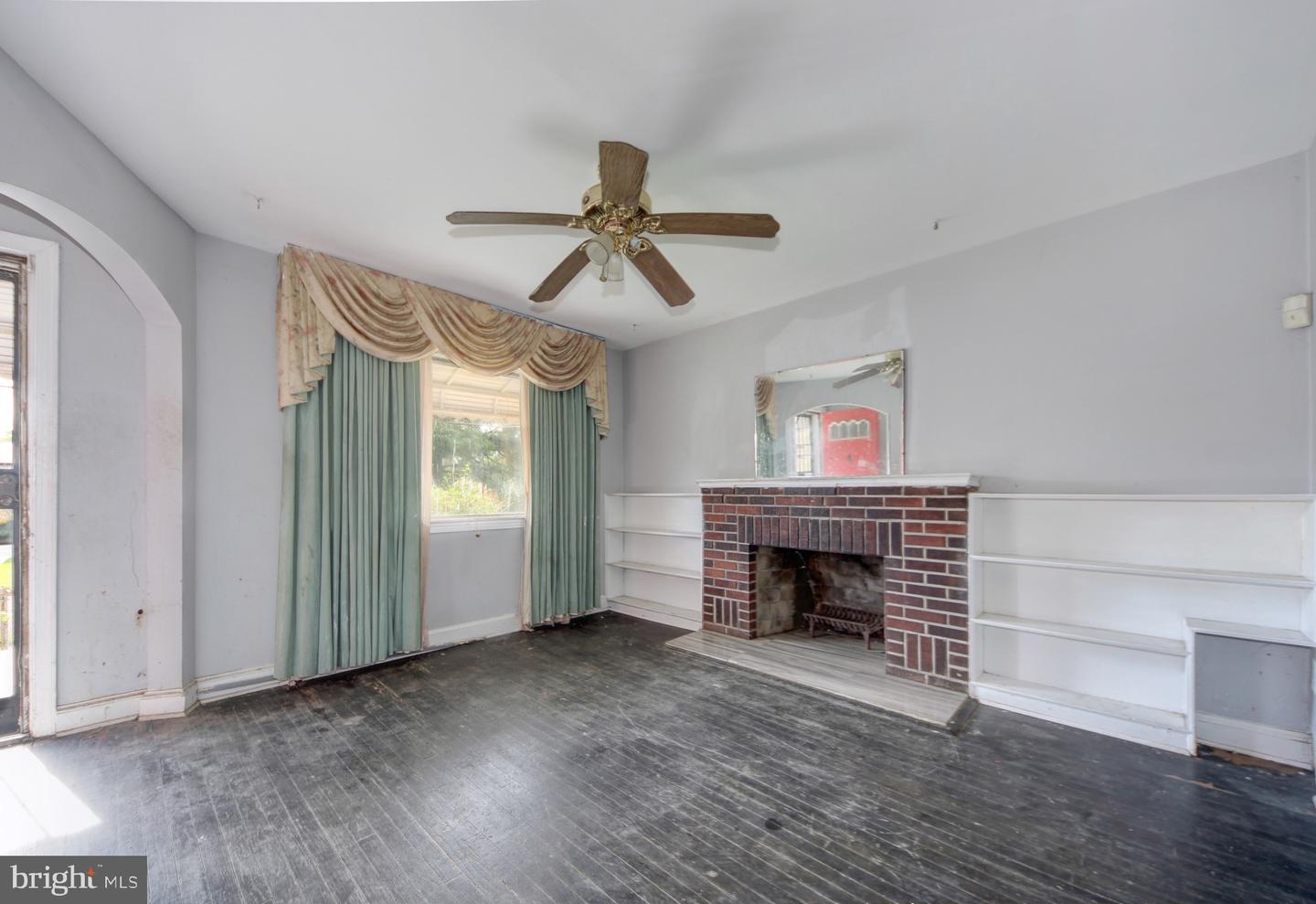 4620 HANNA PL SE, WASHINGTON, District Of Columbia 20019, 4 Bedrooms Bedrooms, ,1 BathroomBathrooms,Residential,For sale,4620 HANNA PL SE,DCDC2227026 MLS # DCDC2227026
