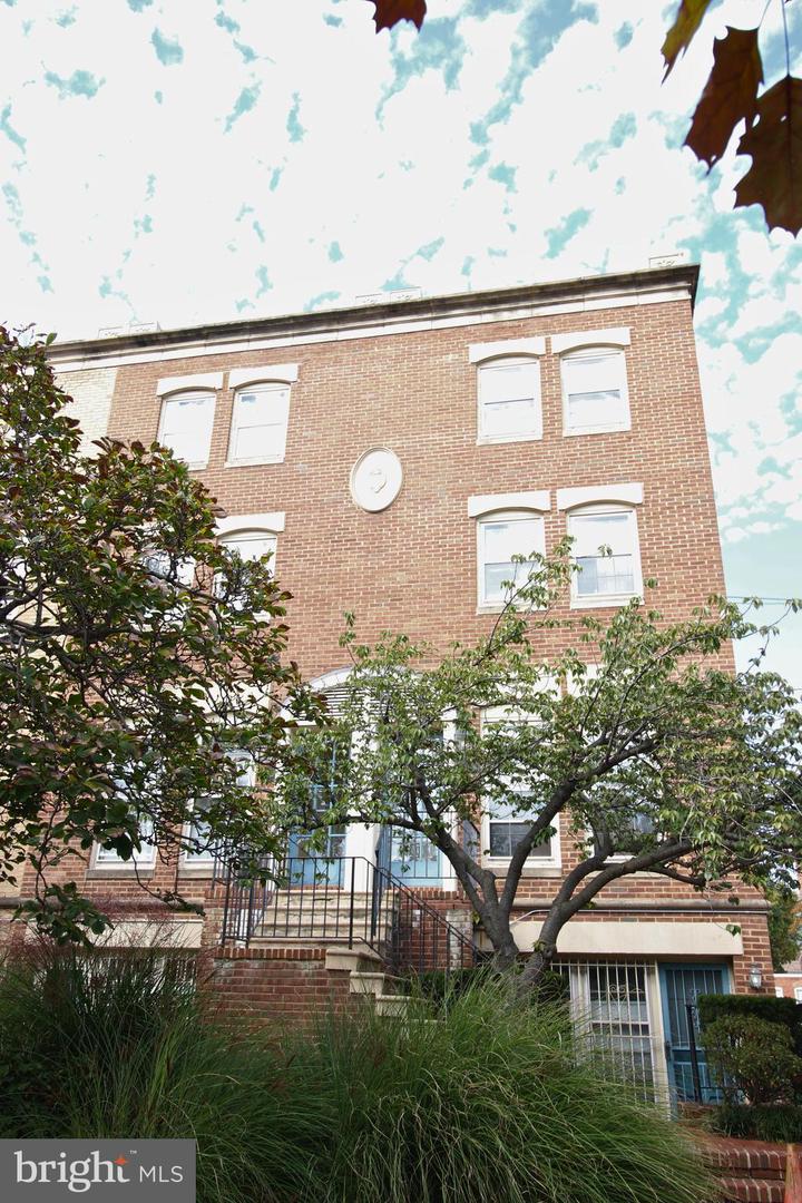 238 MARYLAND AVE NE #B, WASHINGTON, District Of Columbia 20002, 3 Bedrooms Bedrooms, ,2 BathroomsBathrooms,Residential,For sale,238 MARYLAND AVE NE #B,DCDC2227030 MLS # DCDC2227030 238 MARYLAND AVE NE #B, WASHINGTON, District Of Columbia 20002, 3 Bedrooms Bedrooms, ,2 BathroomsBathrooms,Residential,For sale,238 MARYLAND AVE NE #B,DCDC2227030 MLS # DCDC2227030