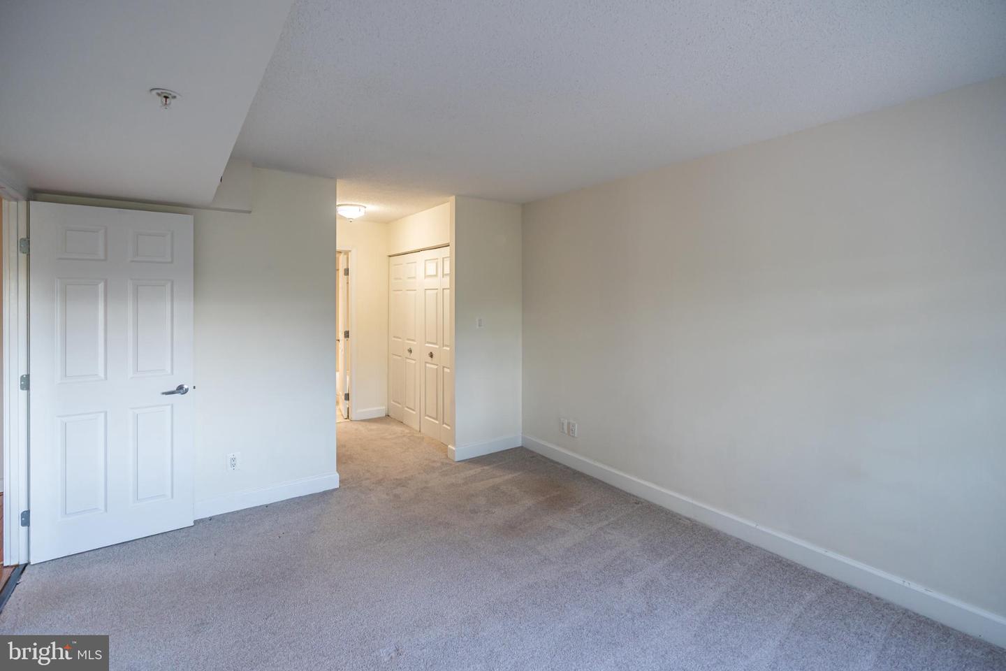 3401 38TH ST NW #316, WASHINGTON, District Of Columbia 20016, 2 Bedrooms Bedrooms, 4 Rooms Rooms,2 BathroomsBathrooms,Residential,For sale,3401 38TH ST NW #316,DCDC2227034 MLS # DCDC2227034