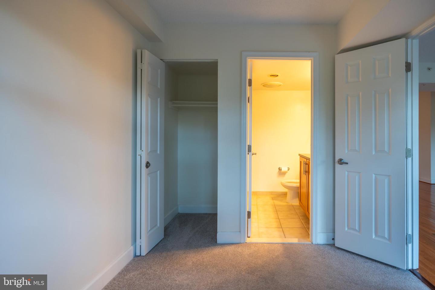 3401 38TH ST NW #316, WASHINGTON, District Of Columbia 20016, 2 Bedrooms Bedrooms, 4 Rooms Rooms,2 BathroomsBathrooms,Residential,For sale,3401 38TH ST NW #316,DCDC2227034 MLS # DCDC2227034