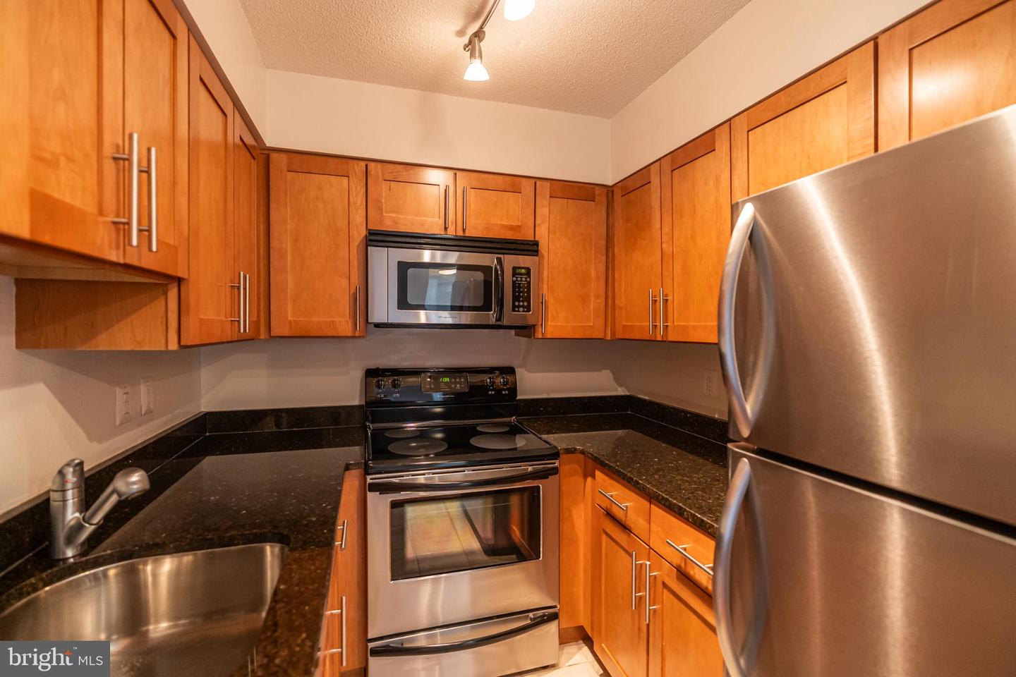 3401 38TH ST NW #316, WASHINGTON, District Of Columbia 20016, 2 Bedrooms Bedrooms, 4 Rooms Rooms,2 BathroomsBathrooms,Residential,For sale,3401 38TH ST NW #316,DCDC2227034 MLS # DCDC2227034