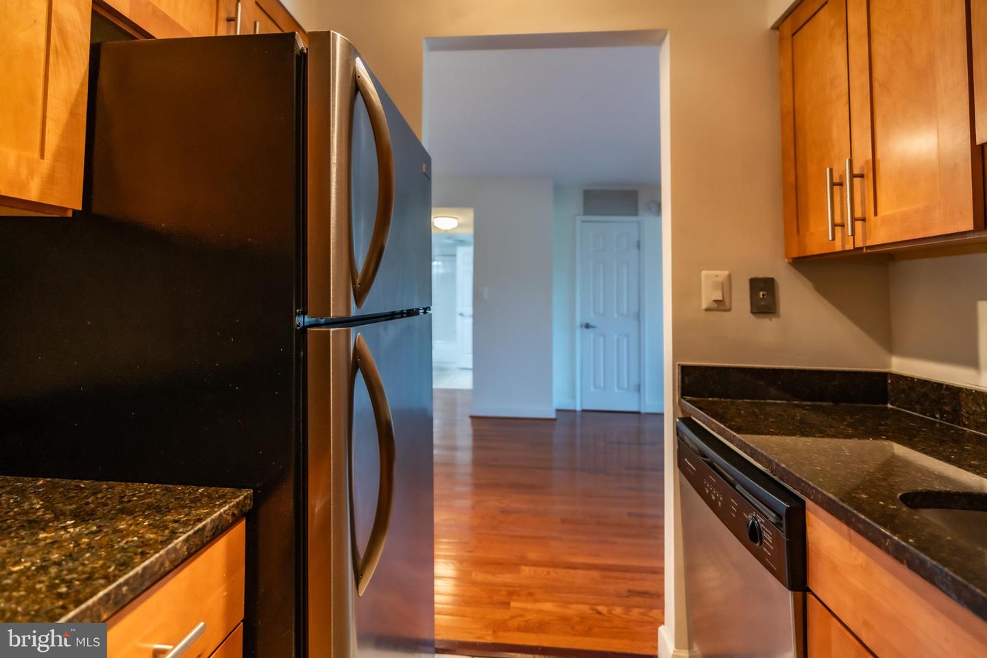 3401 38TH ST NW #316, WASHINGTON, District Of Columbia 20016, 2 Bedrooms Bedrooms, 4 Rooms Rooms,2 BathroomsBathrooms,Residential,For sale,3401 38TH ST NW #316,DCDC2227034 MLS # DCDC2227034