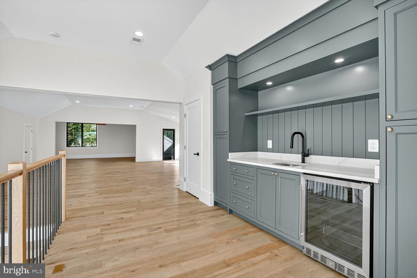 1615 N WAKEFIELD ST, ARLINGTON, Virginia 22207, 6 Bedrooms Bedrooms, ,7 BathroomsBathrooms,Residential,For sale,1615 N WAKEFIELD ST,VAAR2064854 MLS # VAAR2064854