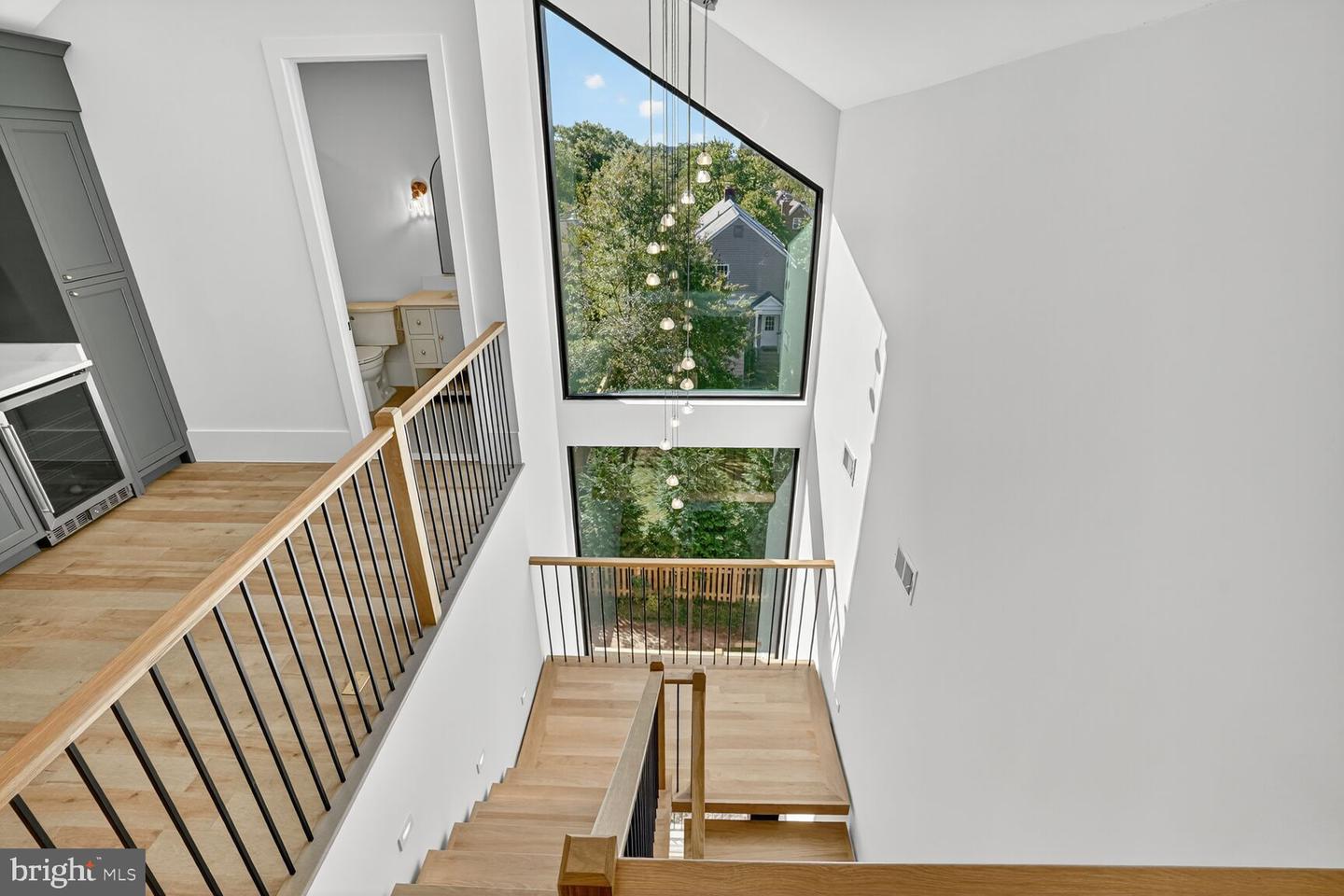 1615 N WAKEFIELD ST, ARLINGTON, Virginia 22207, 6 Bedrooms Bedrooms, ,7 BathroomsBathrooms,Residential,For sale,1615 N WAKEFIELD ST,VAAR2064854 MLS # VAAR2064854