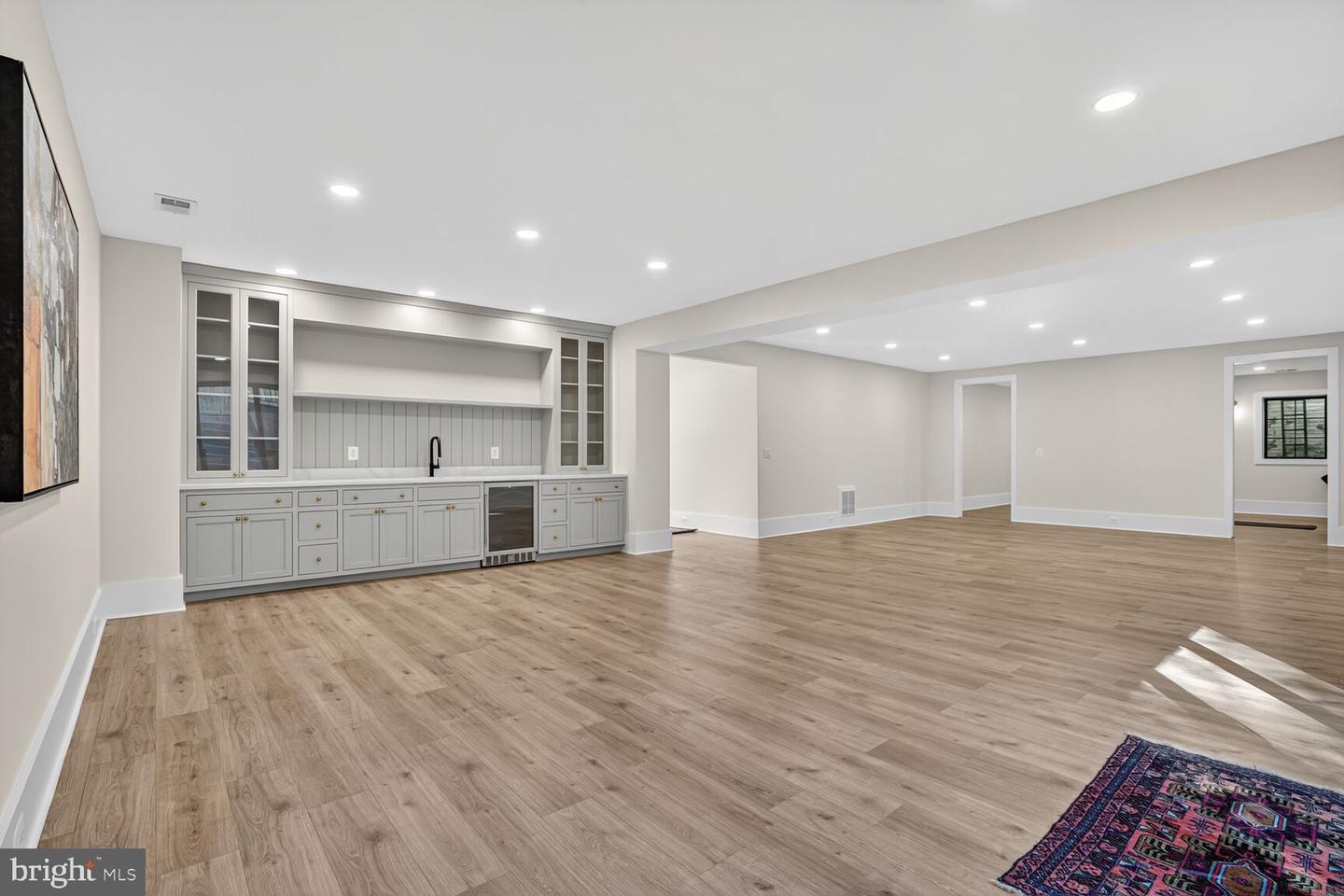 1615 N WAKEFIELD ST, ARLINGTON, Virginia 22207, 6 Bedrooms Bedrooms, ,7 BathroomsBathrooms,Residential,For sale,1615 N WAKEFIELD ST,VAAR2064854 MLS # VAAR2064854