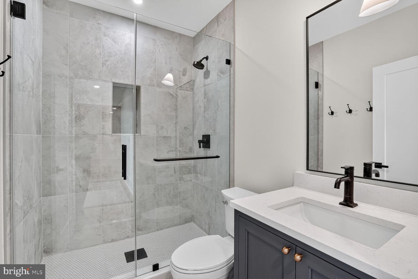 1615 N WAKEFIELD ST, ARLINGTON, Virginia 22207, 6 Bedrooms Bedrooms, ,7 BathroomsBathrooms,Residential,For sale,1615 N WAKEFIELD ST,VAAR2064854 MLS # VAAR2064854