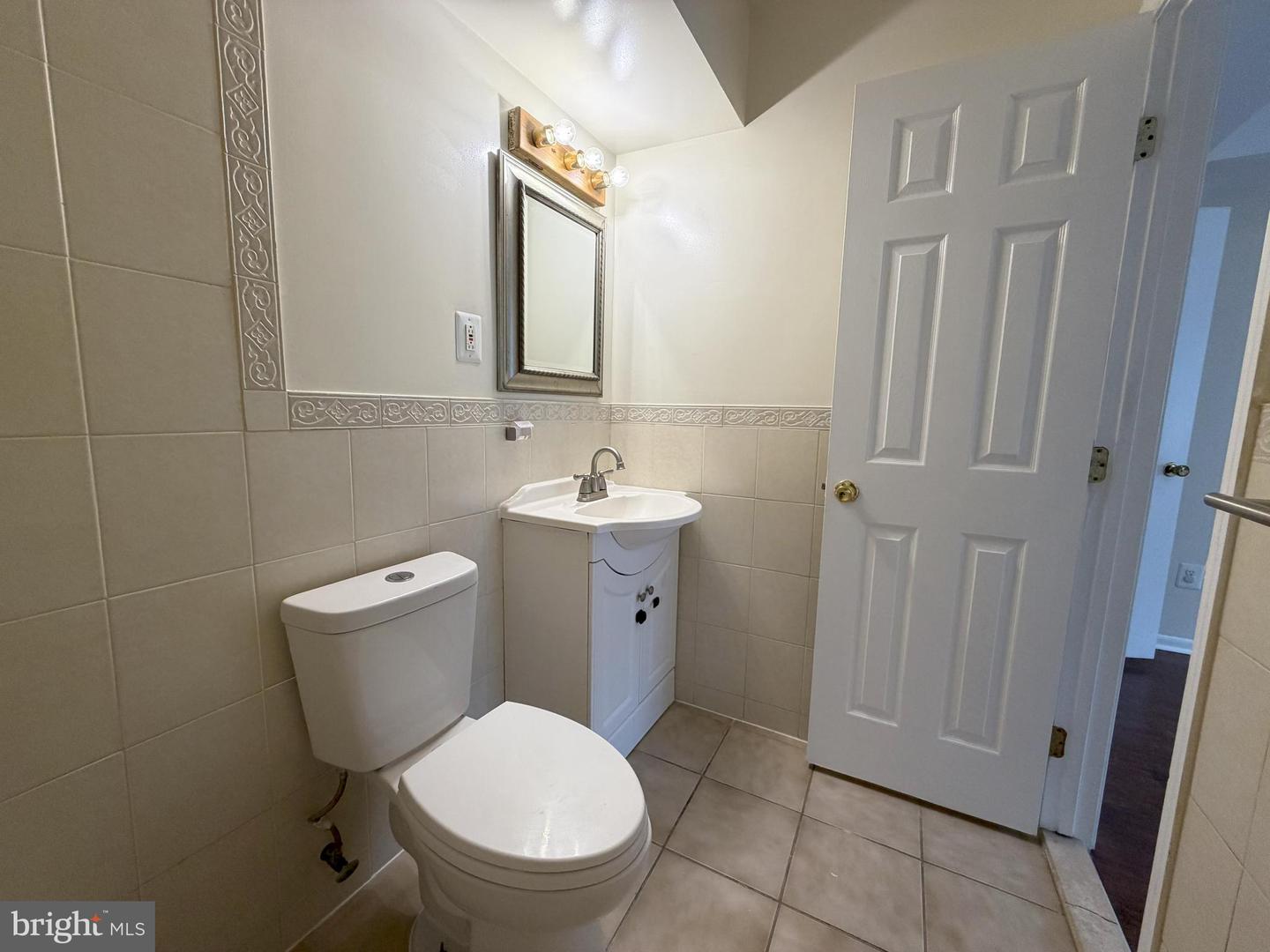 3804 EL CERRITO PL #4E, ALEXANDRIA, Virginia 22309, 3 Bedrooms Bedrooms, ,2 BathroomsBathrooms,Residential,For sale,3804 EL CERRITO PL #4E,VAFX2274296 MLS # VAFX2274296