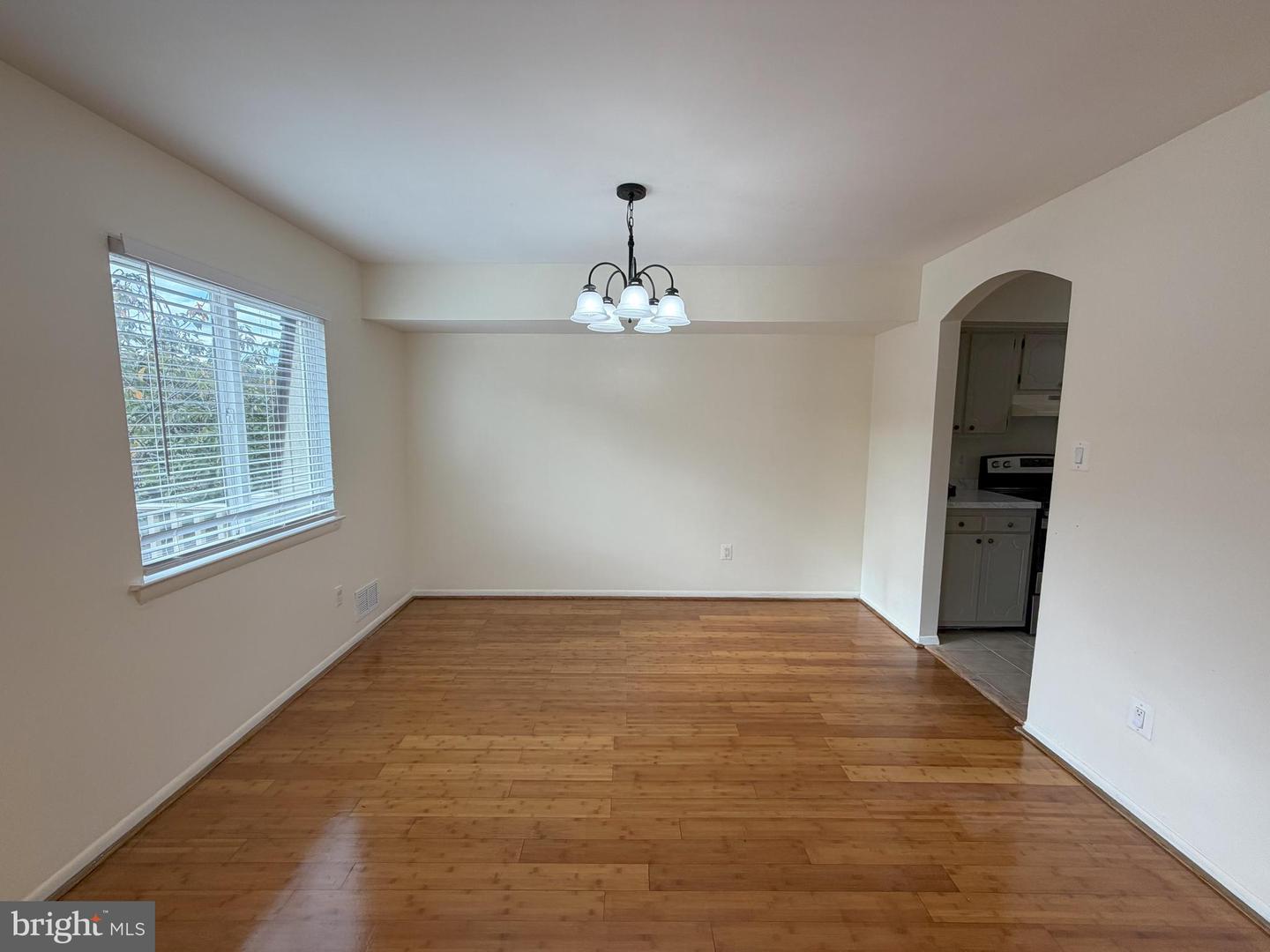3804 EL CERRITO PL #4E, ALEXANDRIA, Virginia 22309, 3 Bedrooms Bedrooms, ,2 BathroomsBathrooms,Residential,For sale,3804 EL CERRITO PL #4E,VAFX2274296 MLS # VAFX2274296