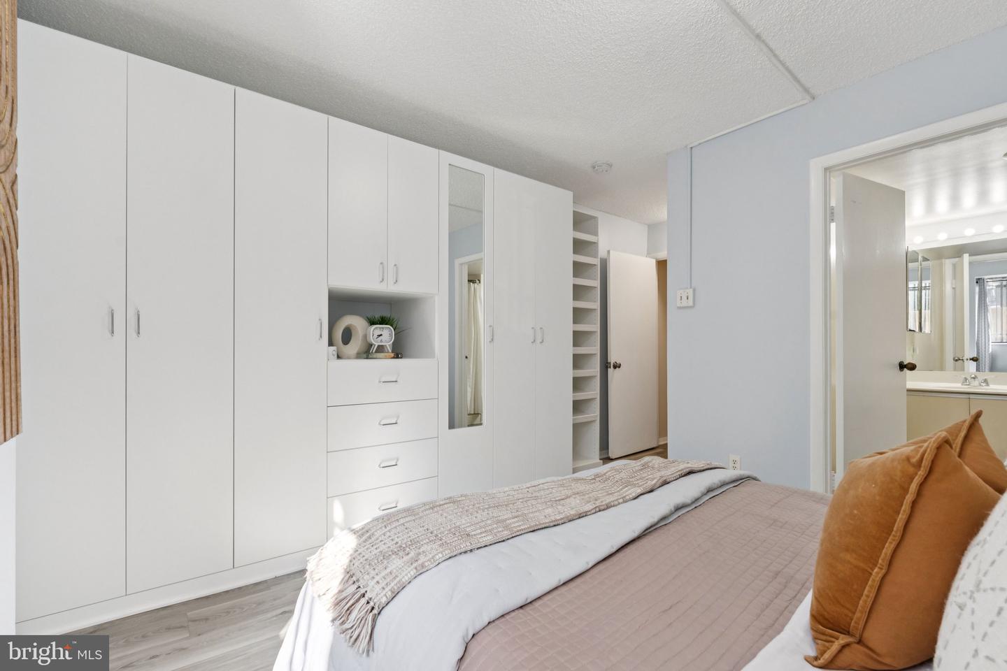 1245 13TH ST NW #109, WASHINGTON, District Of Columbia 20005, 2 Bedrooms Bedrooms, ,2 BathroomsBathrooms,Residential,For sale,1245 13TH ST NW #109,DCDC2227040 MLS # DCDC2227040