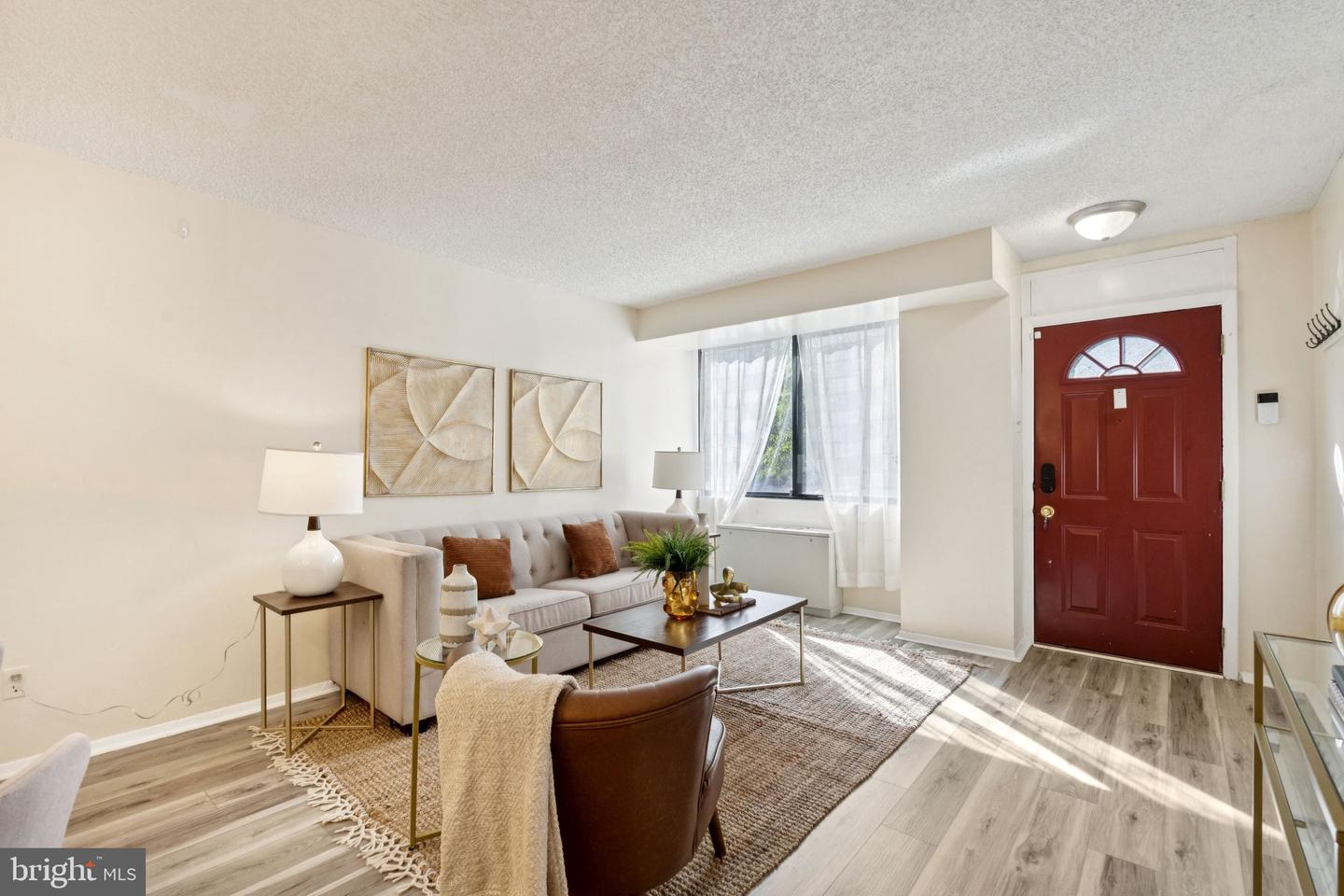 1245 13TH ST NW #109, WASHINGTON, District Of Columbia 20005, 2 Bedrooms Bedrooms, ,2 BathroomsBathrooms,Residential,For sale,1245 13TH ST NW #109,DCDC2227040 MLS # DCDC2227040