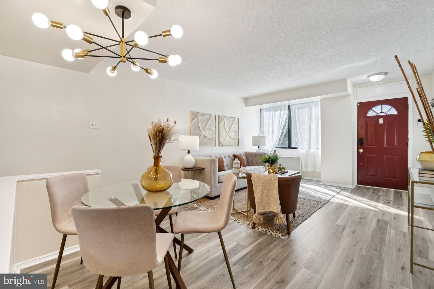 1245 13TH ST NW #109, WASHINGTON, District Of Columbia 20005, 2 Bedrooms Bedrooms, ,2 BathroomsBathrooms,Residential,For sale,1245 13TH ST NW #109,DCDC2227040 MLS # DCDC2227040