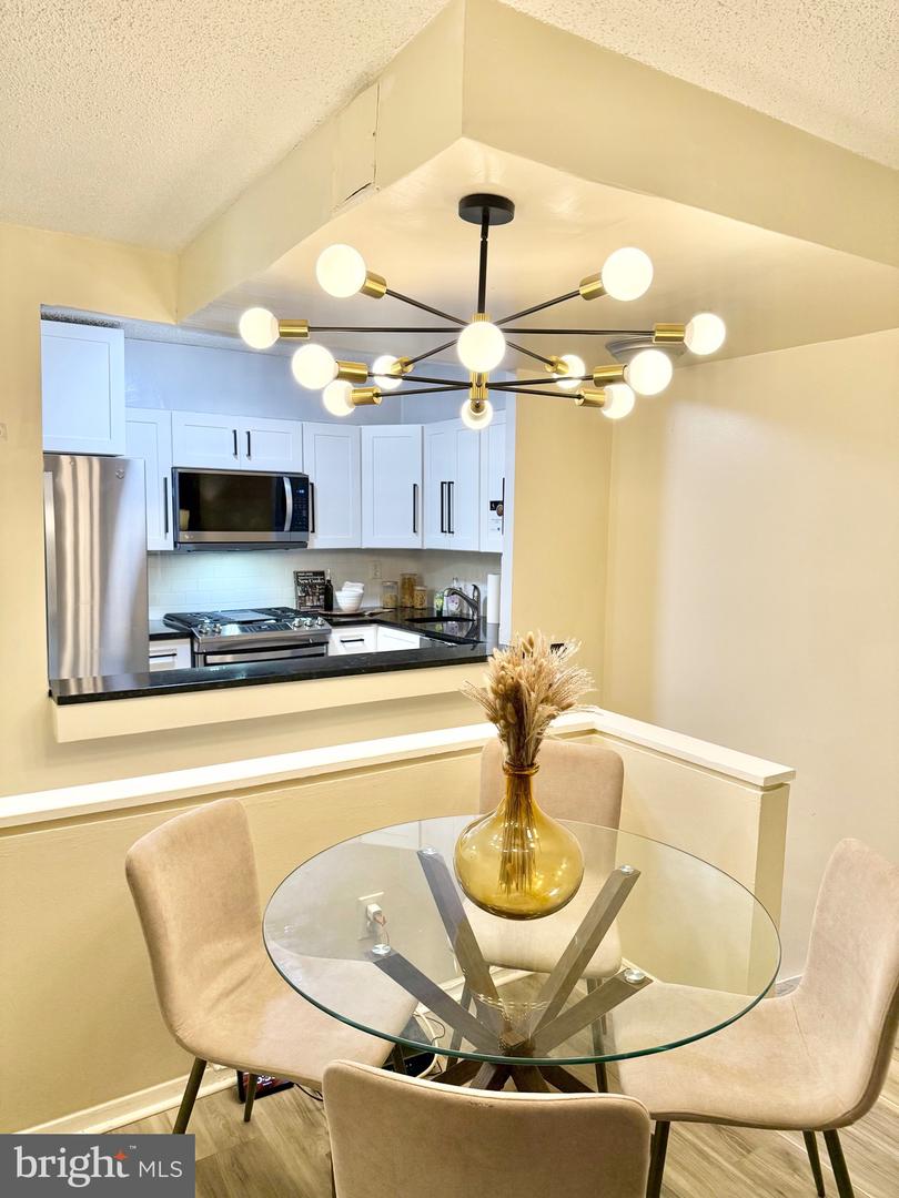 1245 13TH ST NW #109, WASHINGTON, District Of Columbia 20005, 2 Bedrooms Bedrooms, ,2 BathroomsBathrooms,Residential,For sale,1245 13TH ST NW #109,DCDC2227040 MLS # DCDC2227040