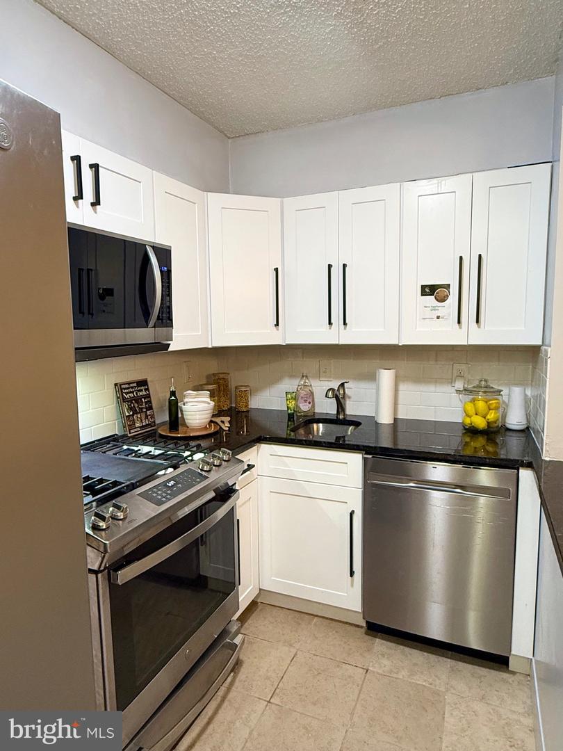 1245 13TH ST NW #109, WASHINGTON, District Of Columbia 20005, 2 Bedrooms Bedrooms, ,2 BathroomsBathrooms,Residential,For sale,1245 13TH ST NW #109,DCDC2227040 MLS # DCDC2227040