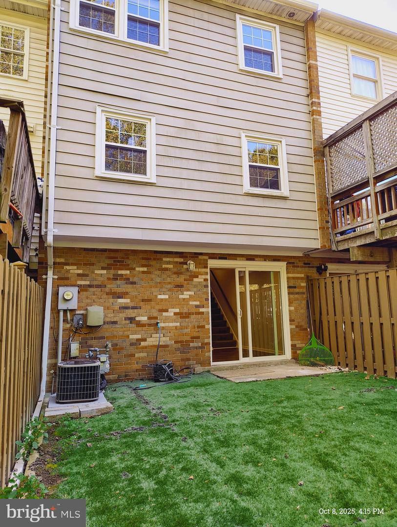 14717 BARKSDALE ST, WOODBRIDGE, Virginia 22193, 4 Bedrooms Bedrooms, ,2 BathroomsBathrooms,Residential,For sale,14717 BARKSDALE ST,VAPW2105986 MLS # VAPW2105986